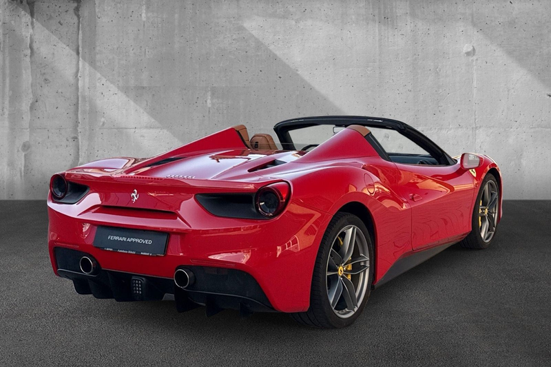 Ferrari 488 *1.Hand*Dt.Auto*Lift*Parkkamera — photo 7
