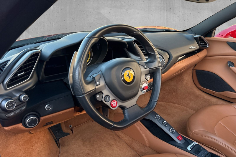 Ferrari 488 *1.Hand*Dt.Auto*Lift*Parkkamera — photo 15