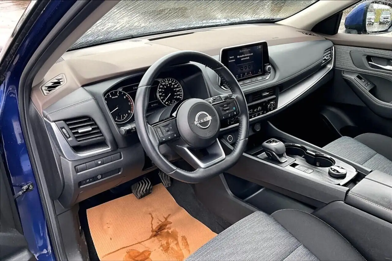 Nissan Rogue снимка Nissan Rogue