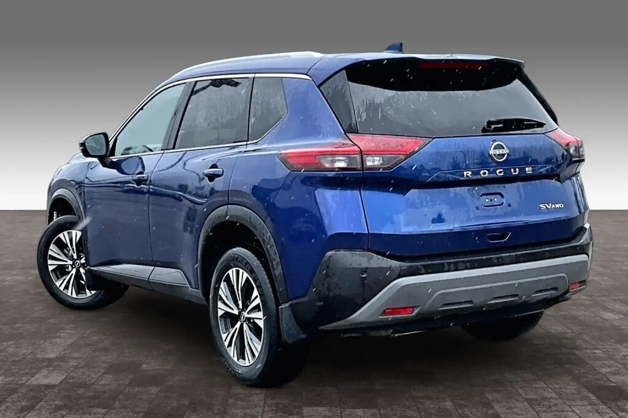 Nissan Rogue снимка Nissan Rogue