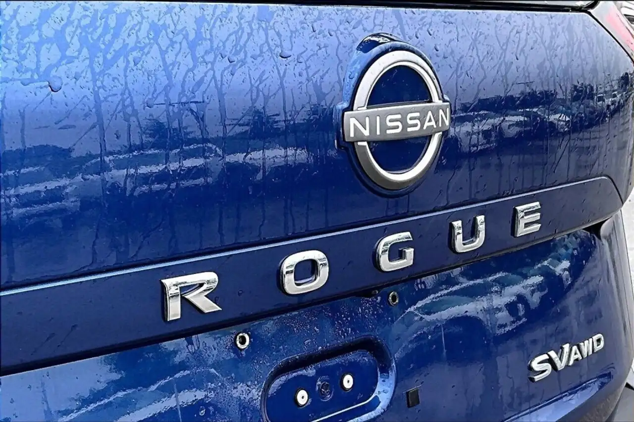 Nissan Rogue снимка Nissan Rogue