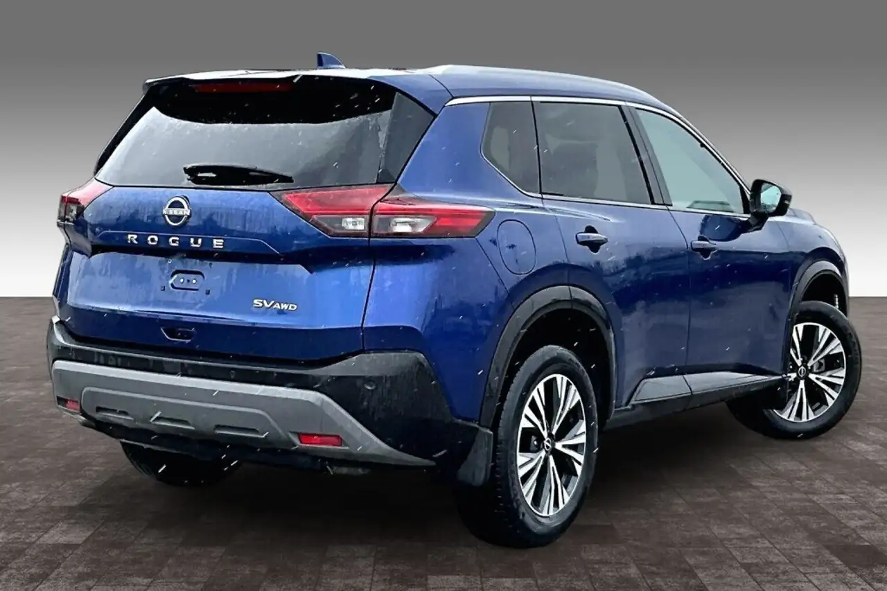 Nissan Rogue снимка Nissan Rogue