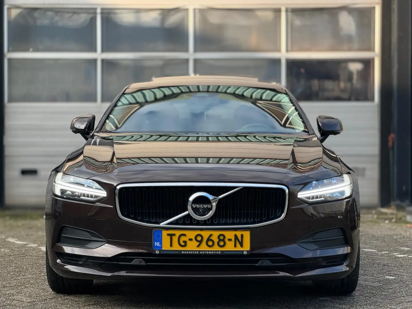 Volvo S90 2.0 D3 Momentum+|Autopilot|360cam|Schuifdak|2018|N Bruin - 2