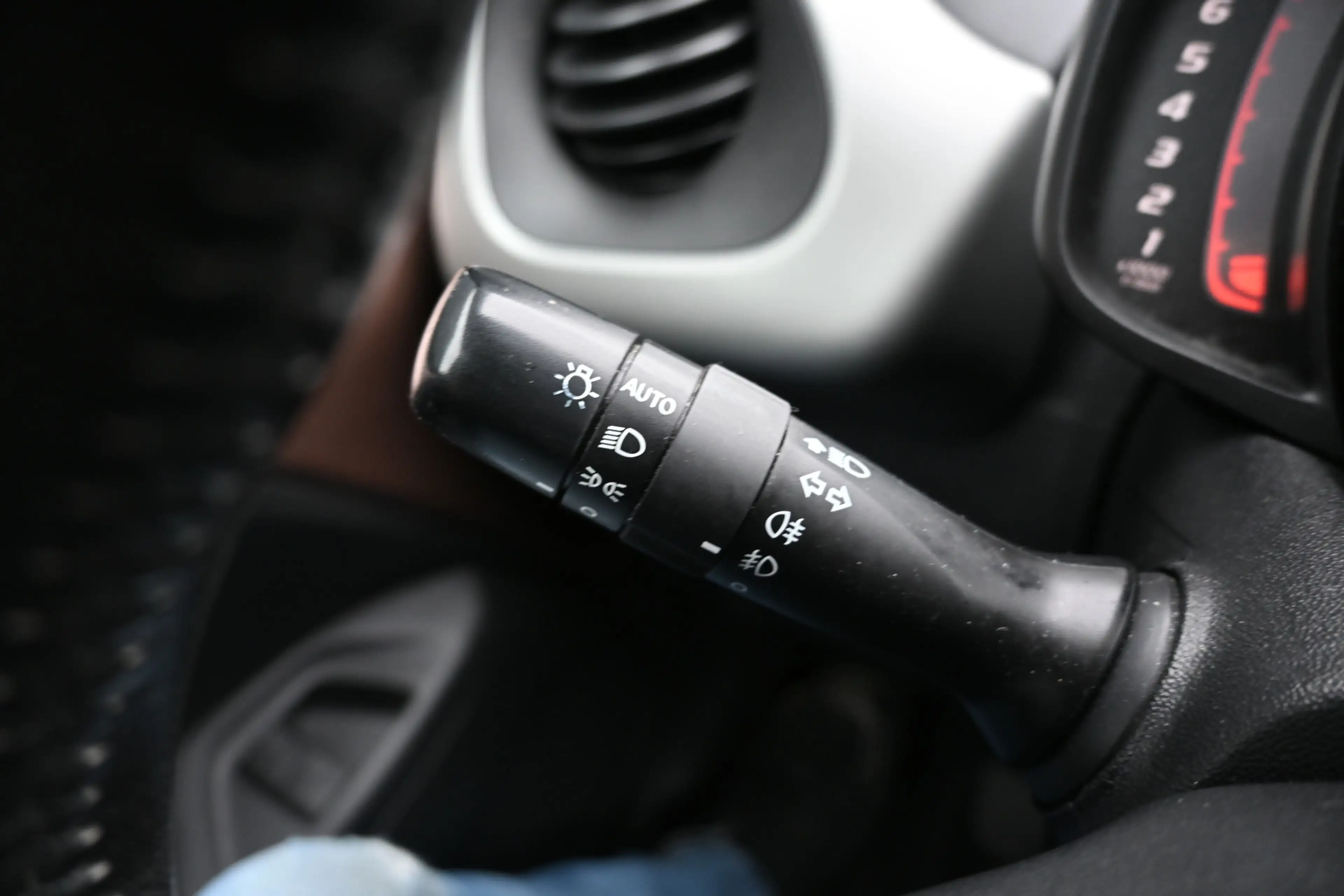 Peugeot 108 1.0 e-VTi Première trekhaak camera climate — photo 33