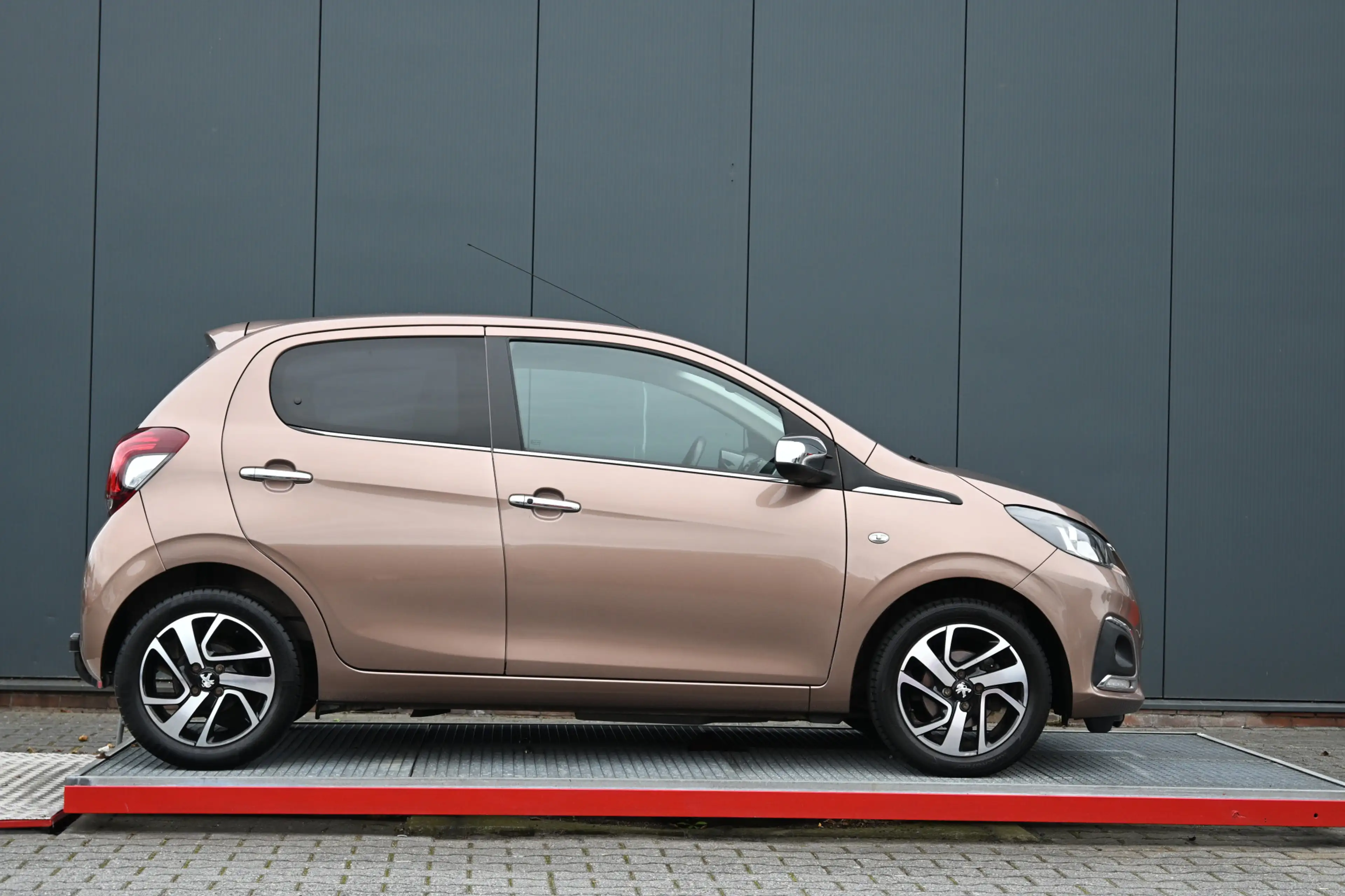 Peugeot 108 1.0 e-VTi Première trekhaak camera climate — photo 2