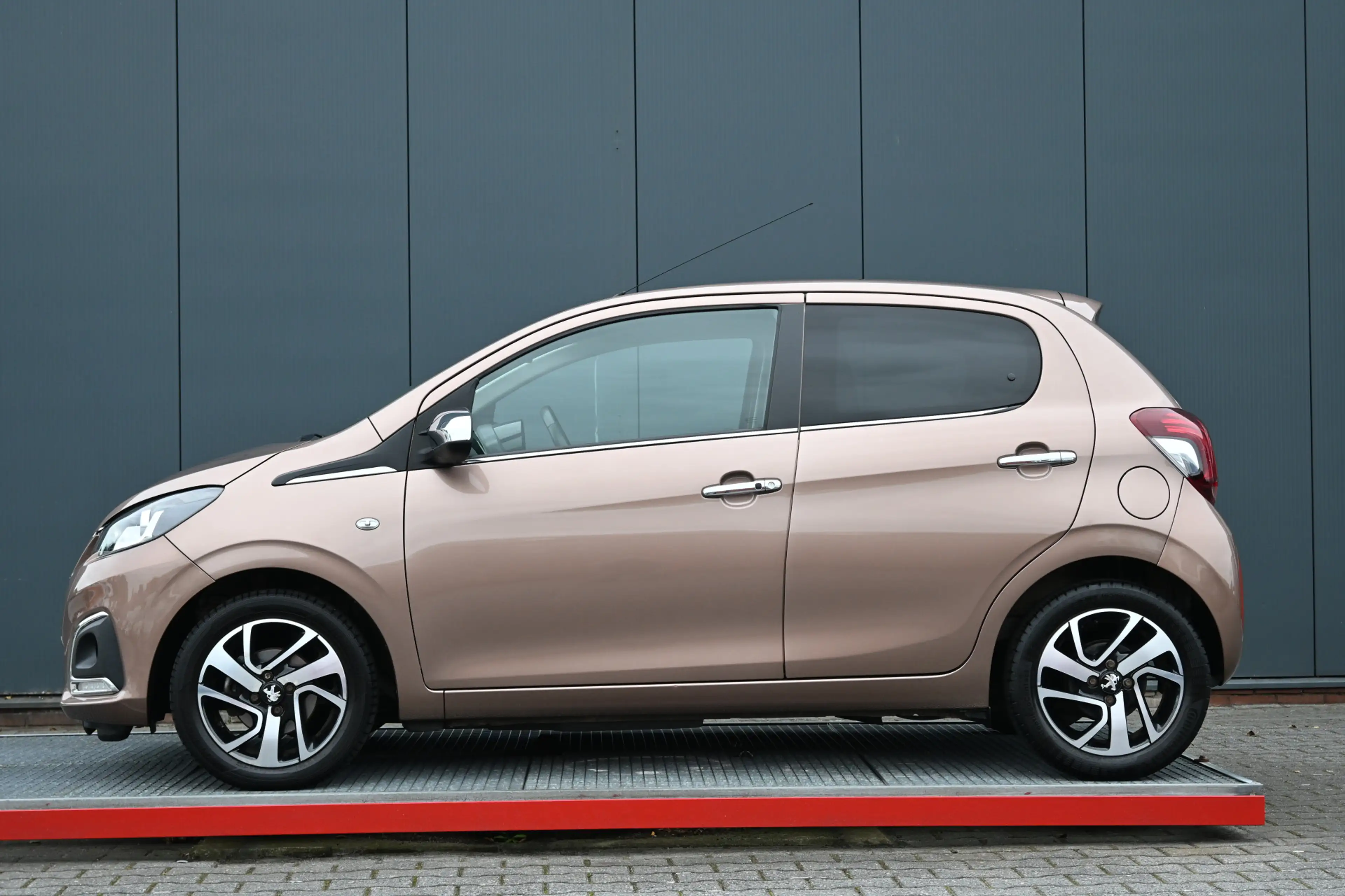 Peugeot 108 1.0 e-VTi Première trekhaak camera climate — photo 7