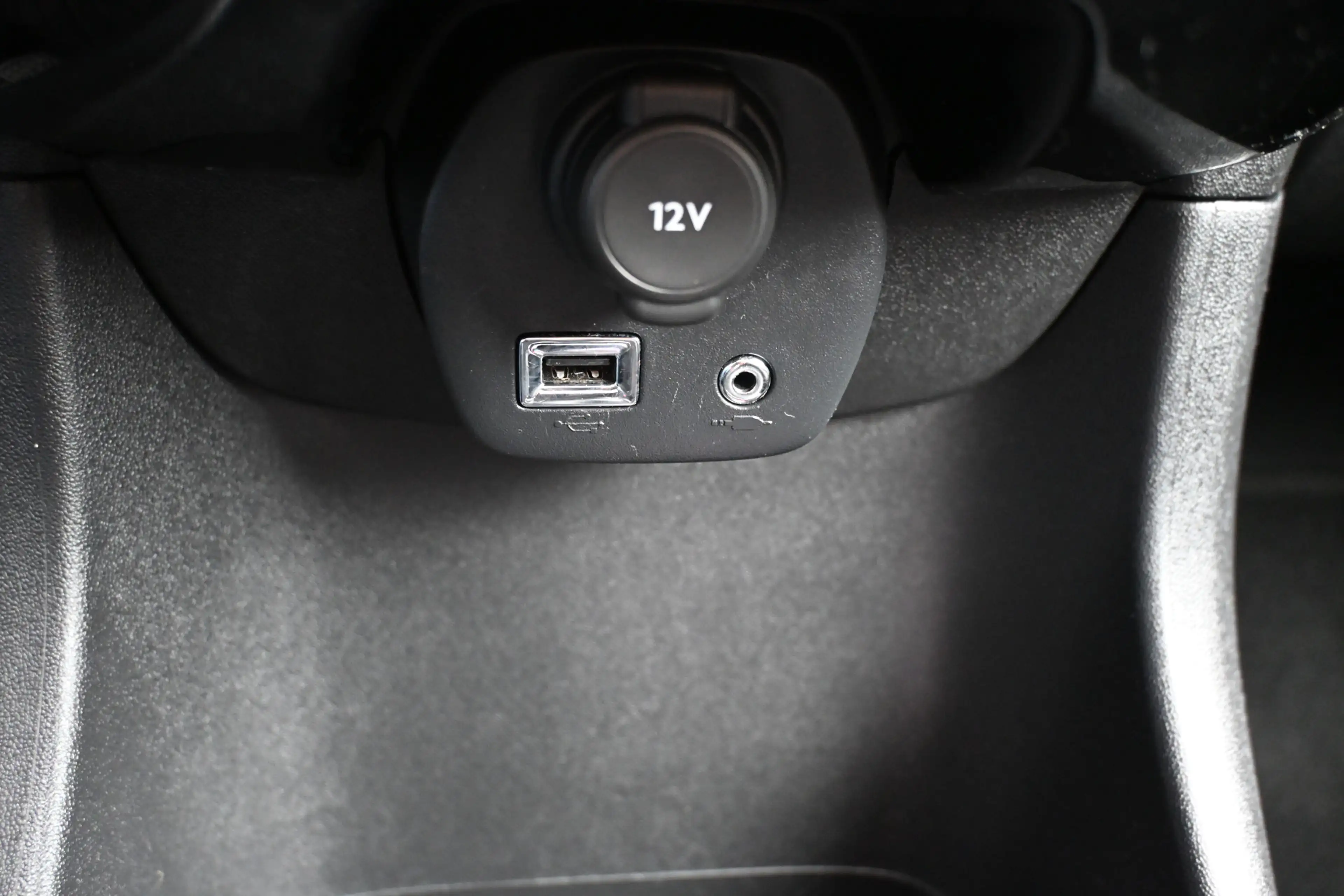 Peugeot 108 1.0 e-VTi Première trekhaak camera climate — photo 35