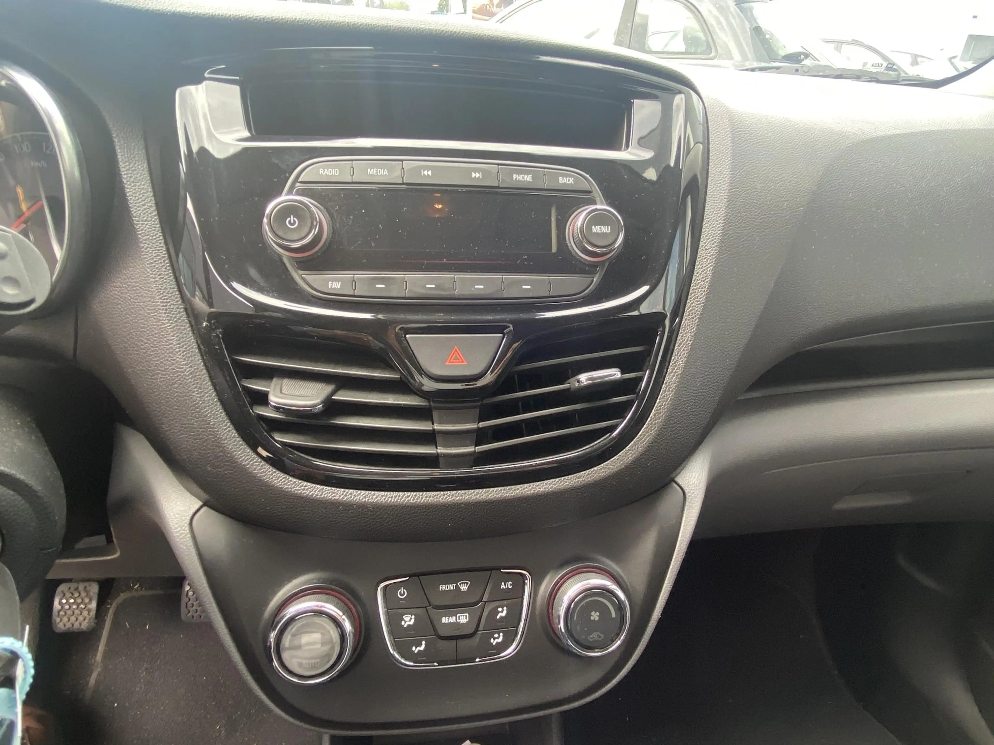 Opel Karl 1.0 ecoFLEX Cosmo | LEDER | CRUISE CONTROL | LANE — photo 8