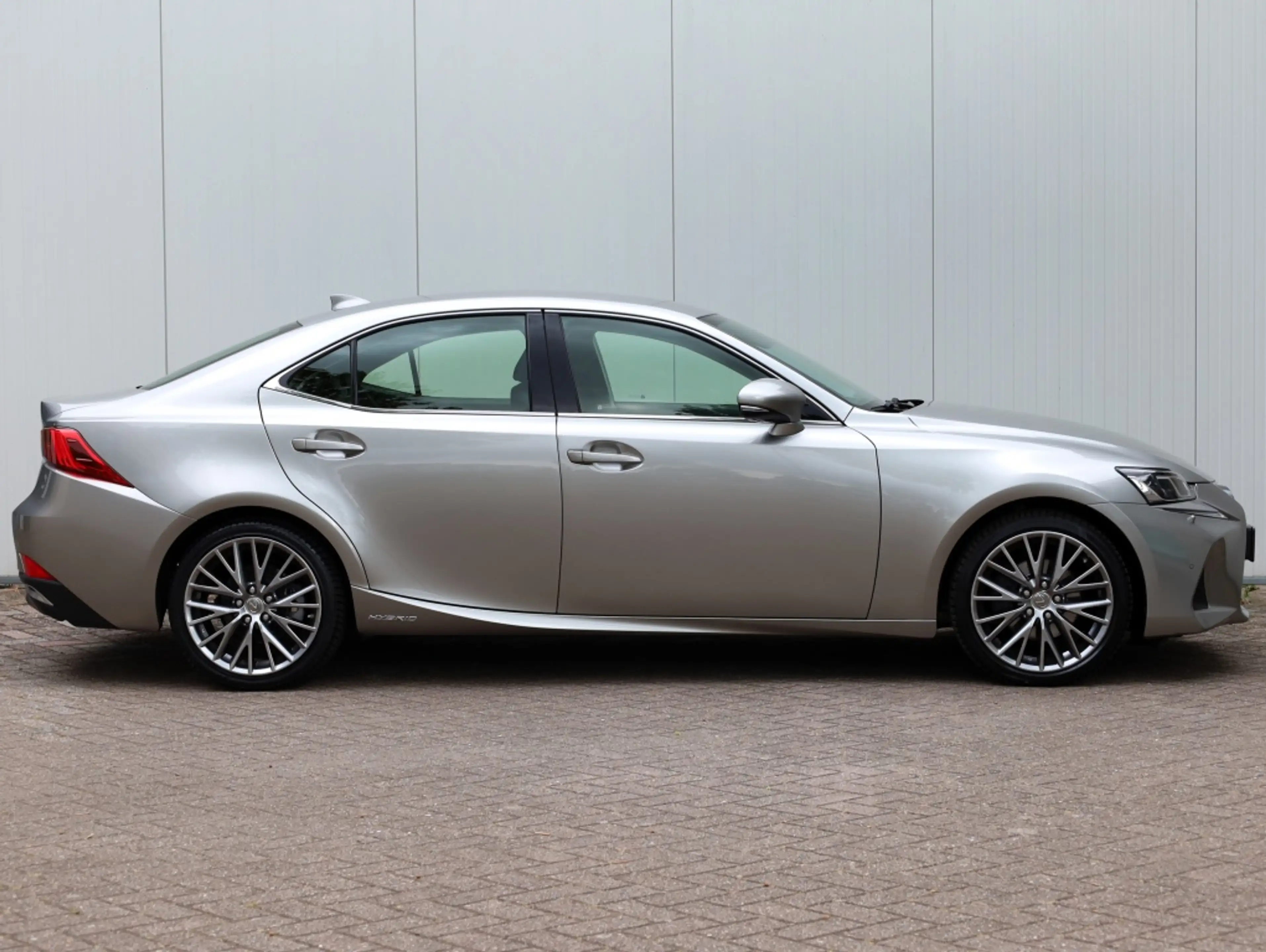 Lexus IS 300 300h Hybrid Luxury Line | Mark Levinson | Stoelven — photo 6