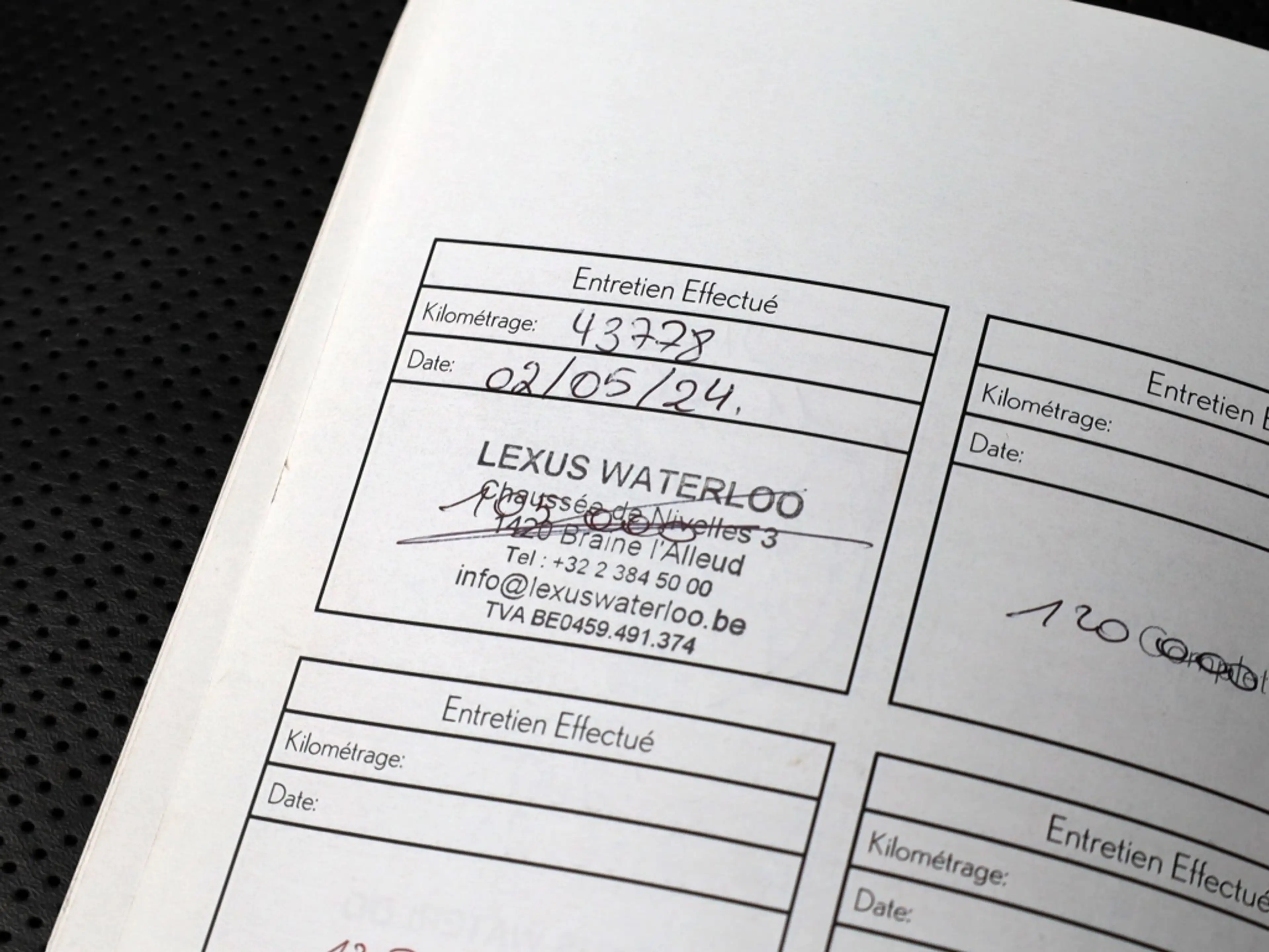 Lexus IS 300 300h Hybrid Luxury Line | Mark Levinson | Stoelven — photo 32