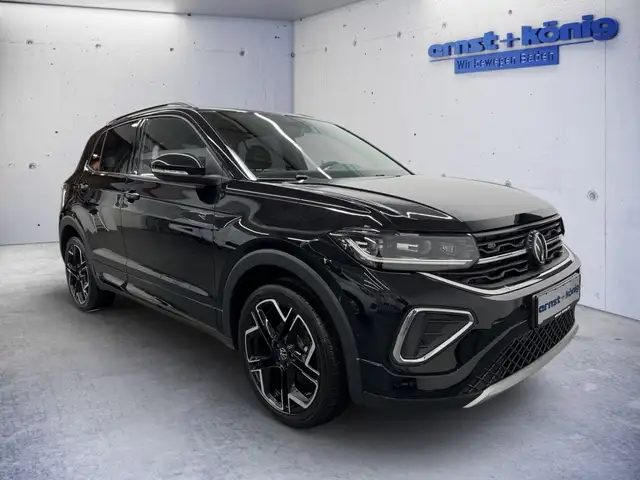 Volkswagen T-Cross view 2