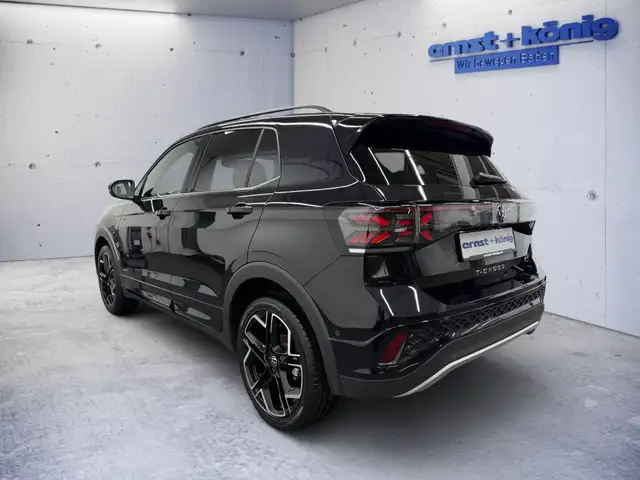 Volkswagen T-Cross view 4
