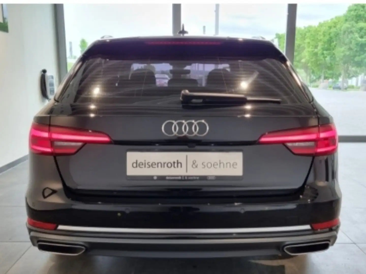 Audi A4 Avant 40 TFSI S tronic sport - 2