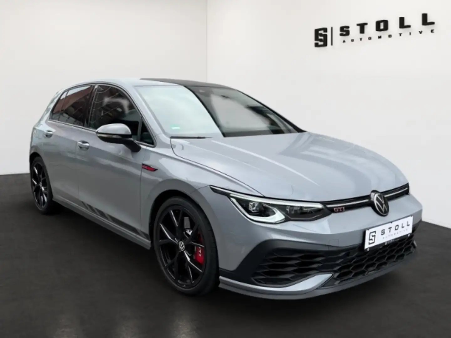 Volkswagen Golf GTI VIII 2.0 TSI DSG Clubsport R-Perf.AGA+Navi+BlackSt Grijs - 2