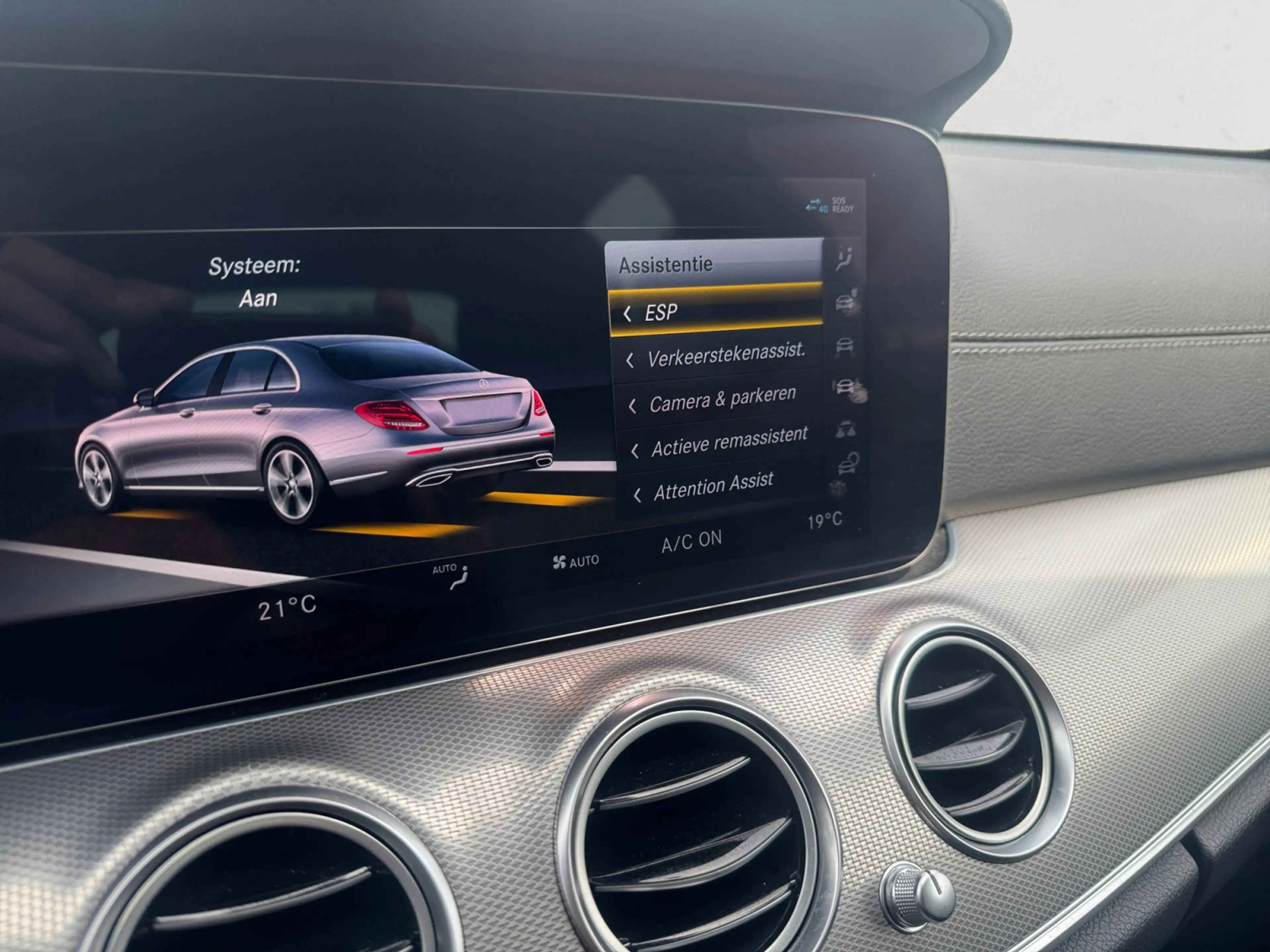 Mercedes-Benz E 350 e AMG 300pk NAP 83dkm, Dealer Onderhouden, Carplay — photo 11