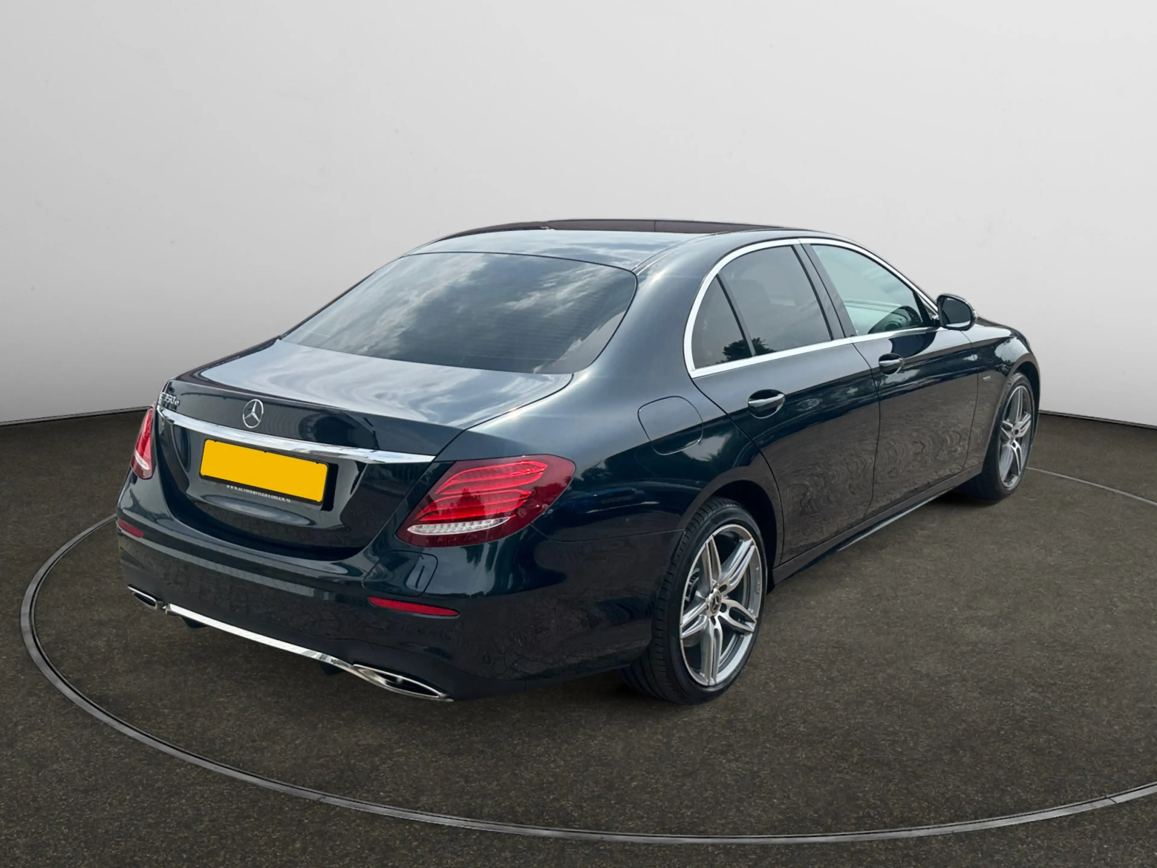 Mercedes-Benz E 350 e AMG 300pk NAP 83dkm, Dealer Onderhouden, Carplay — photo 5
