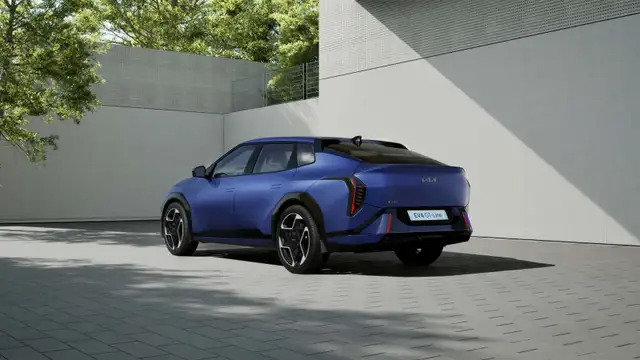 Kia EV4 81.4 kWh Long range Air
