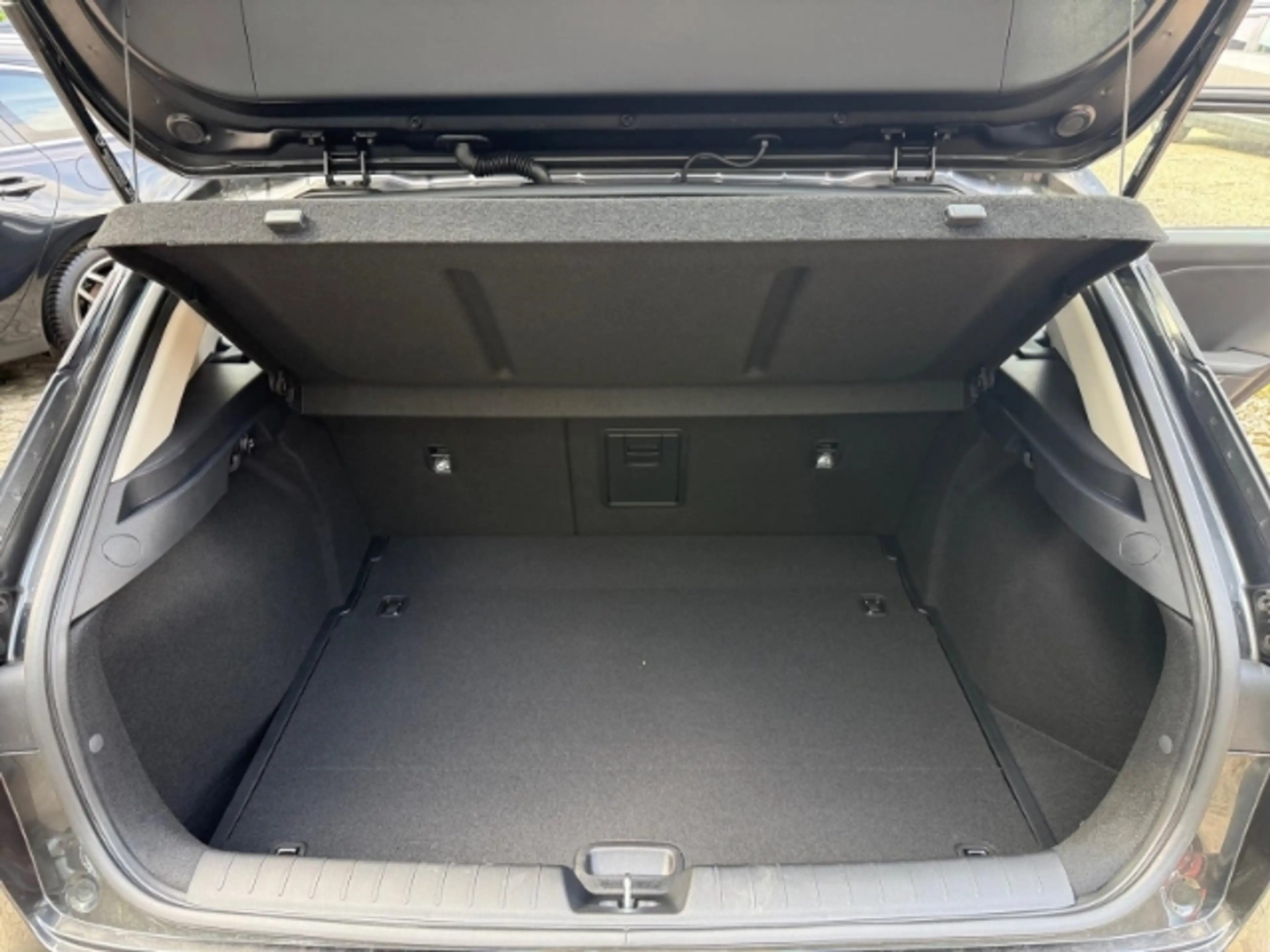 Kia K4 Vision 1.6 CARPLAY,SITZHZG,NAVI,KAMERA,DAB,LED — photo 12