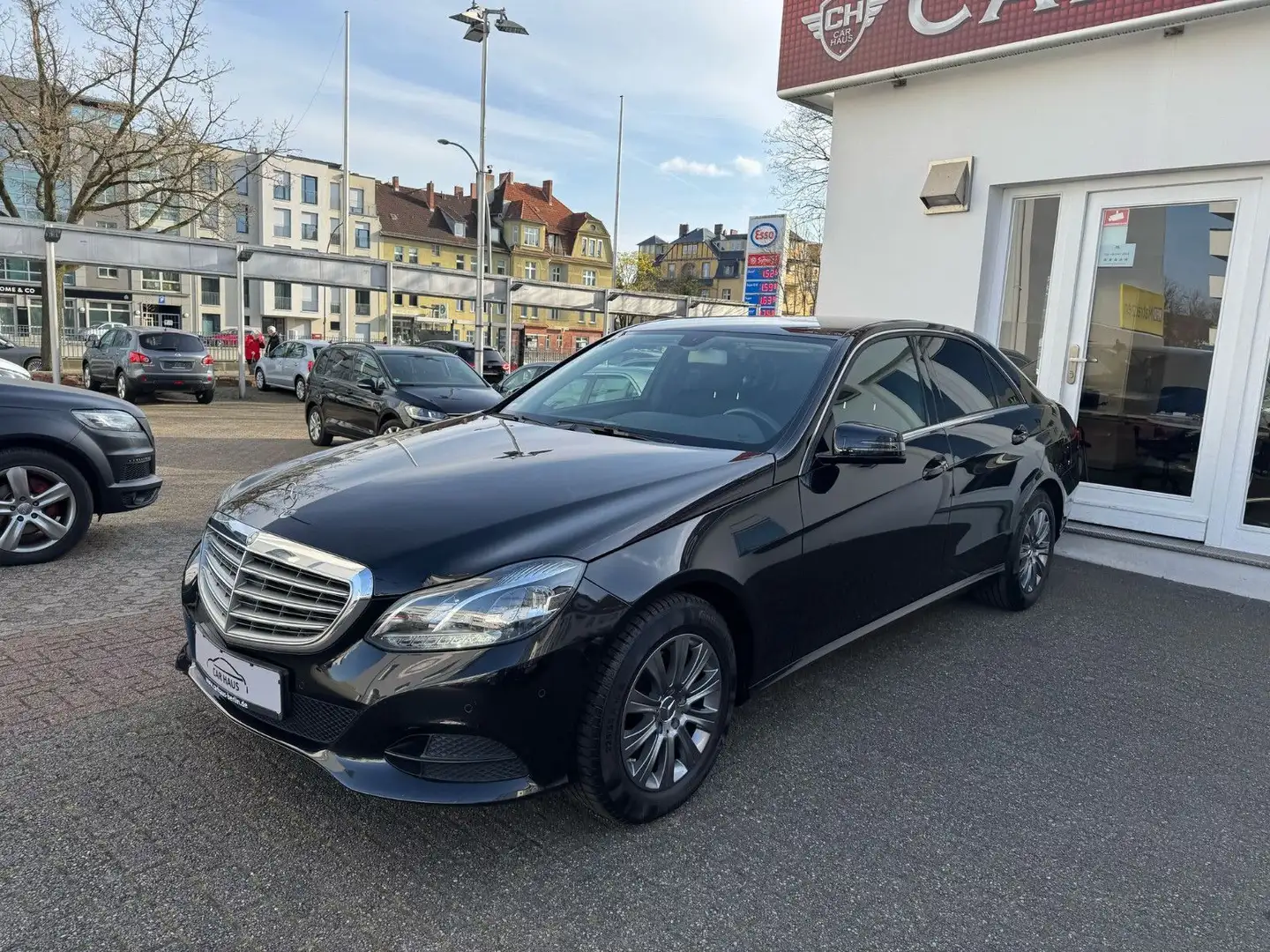 Mercedes-Benz E 220 BlueTec 9G-Tronic Aut. Zwart - 2