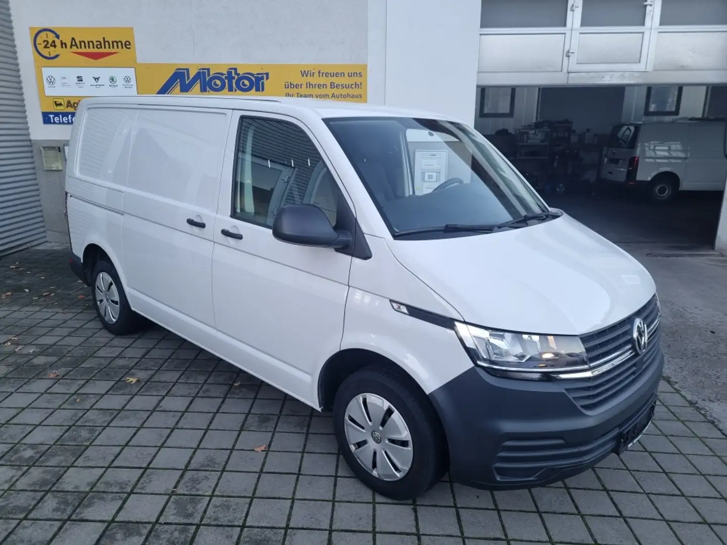 Volkswagen T6.1 Transporter Kasten kurzer Radstand Weiß - 1