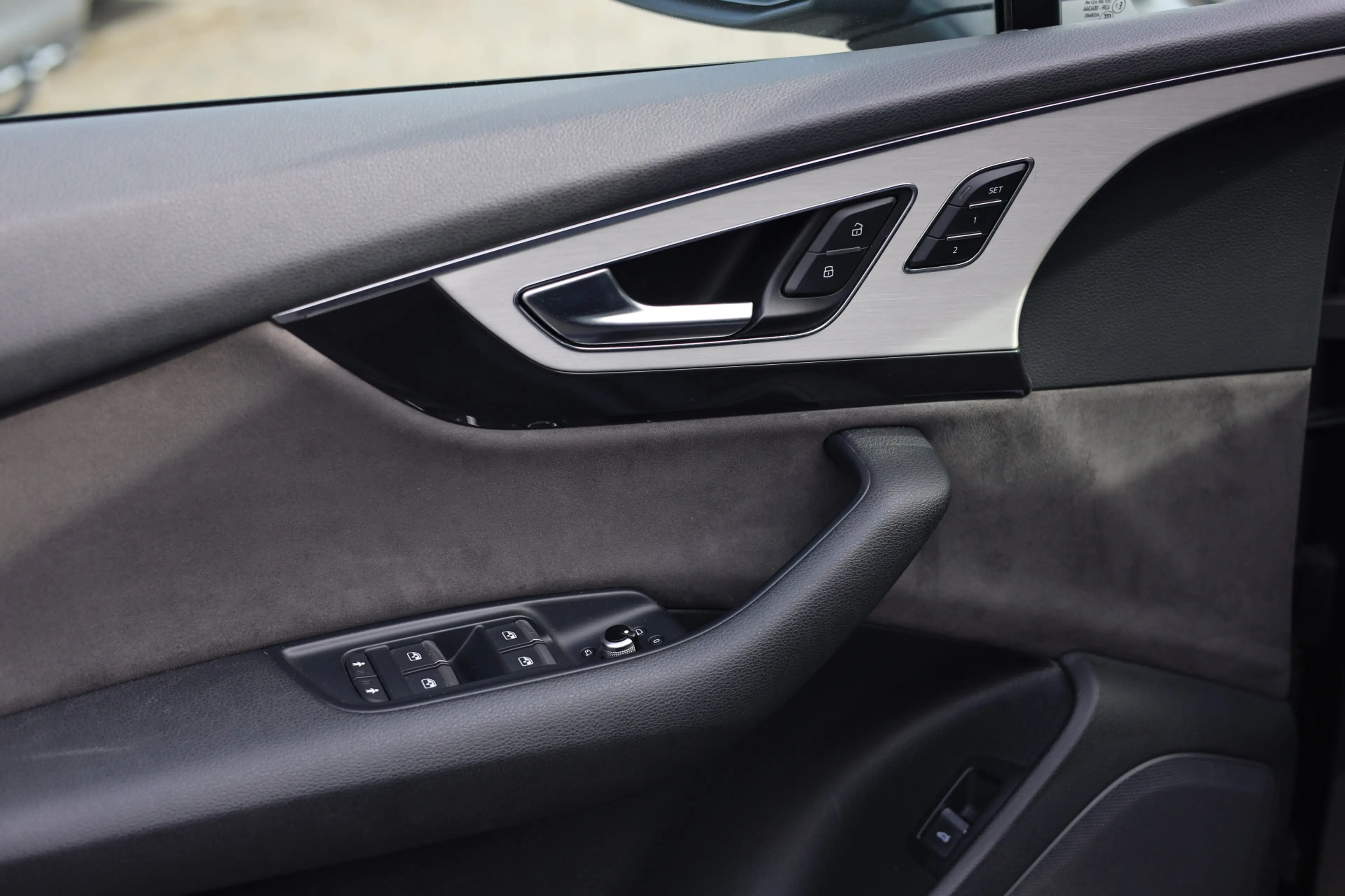 Audi Q7 e-tron 3.0 TDI QUATTRO SPORT S-LINE | PANO | BOSE — photo 15