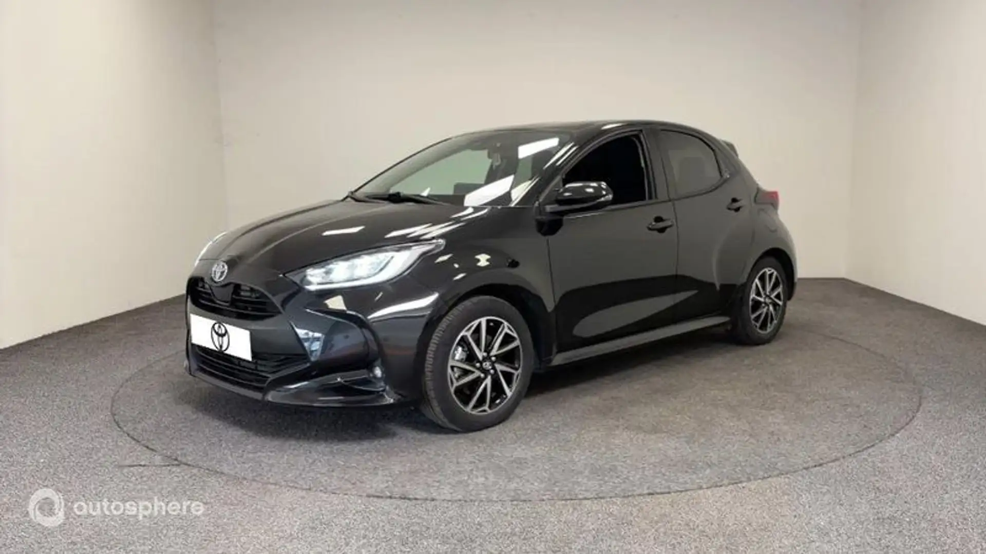 Toyota Yaris 116h Design 5p MY22 - 1