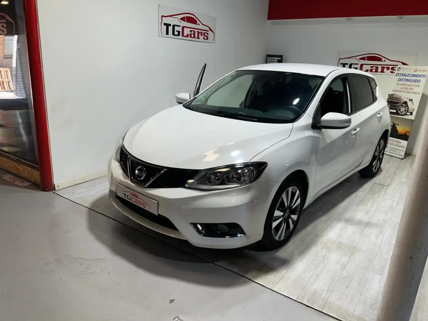 Nissan Pulsar 1.2 DIG-T N-Connecta Bílá - 1