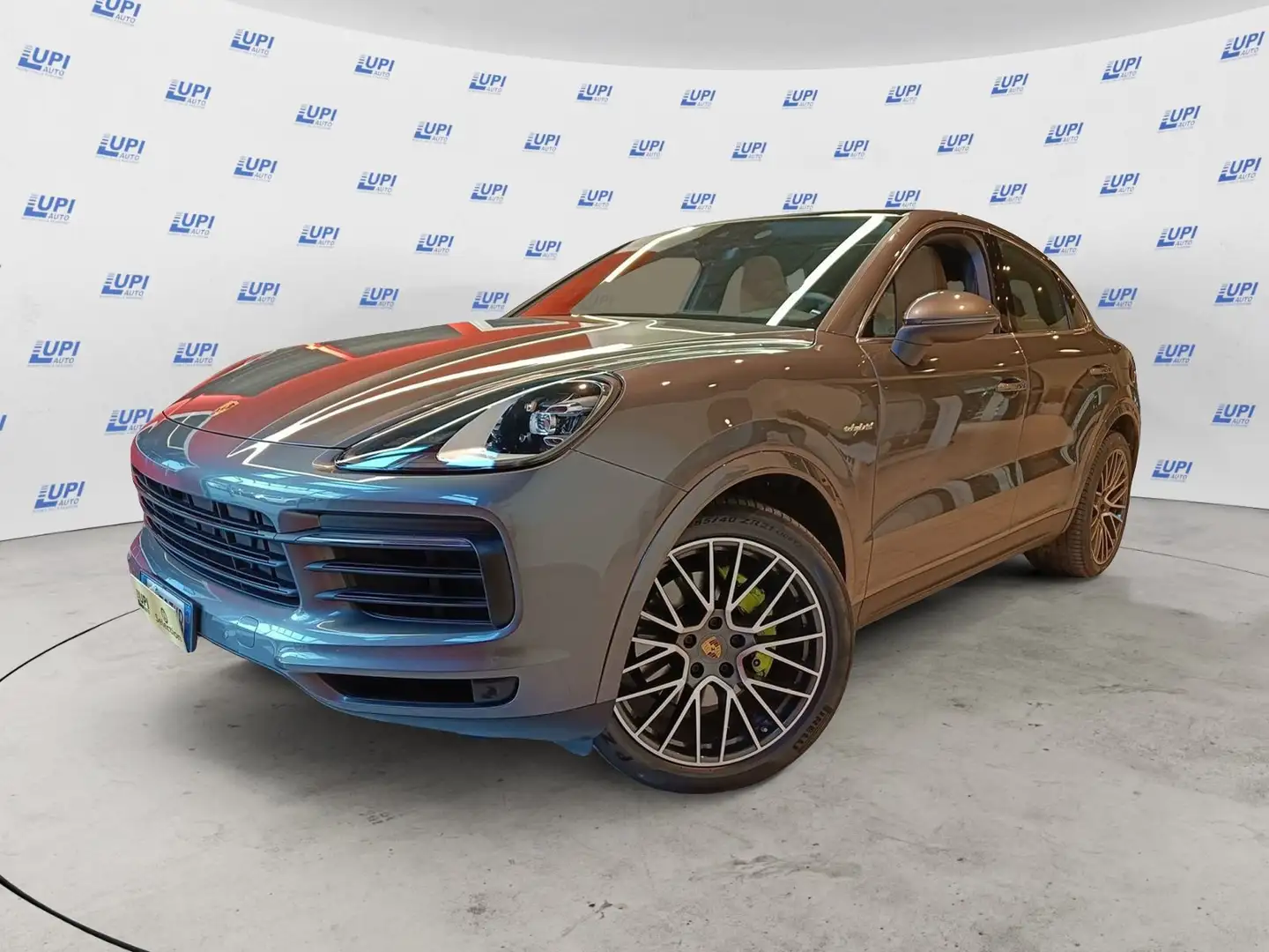 Porsche Cayenne Cayenne 3.0 Coupè V6 E-Hybrid Сірий - 1