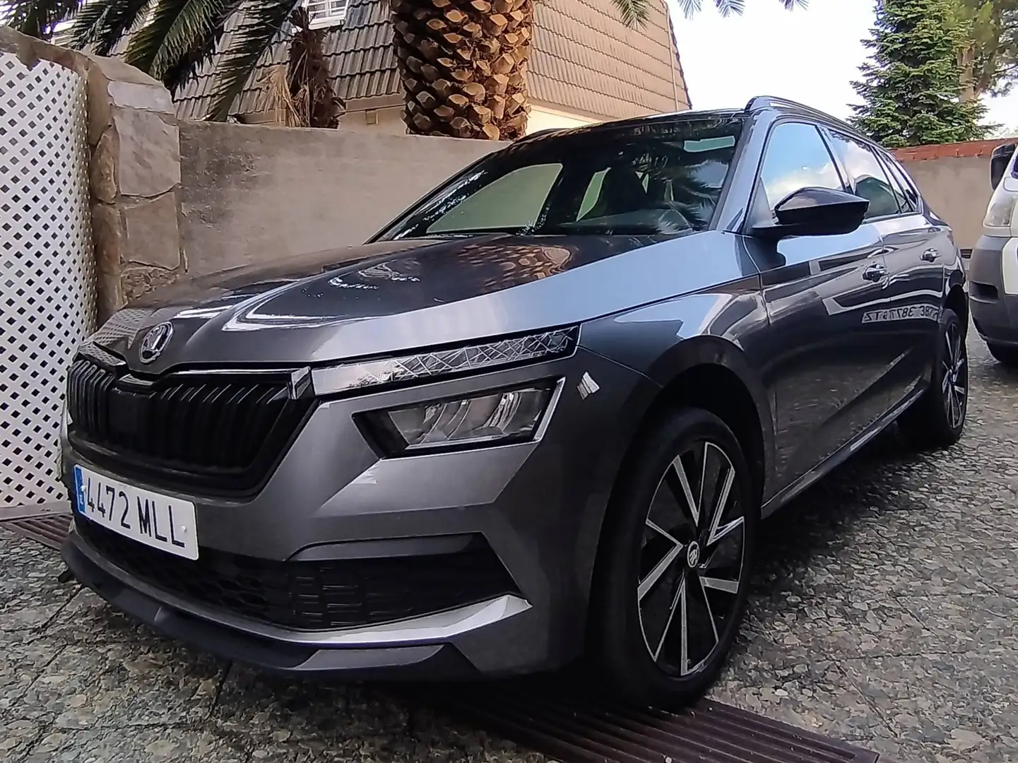 Skoda Kamiq Kamiq 1.5 TSI Sport Sport Gris - 1