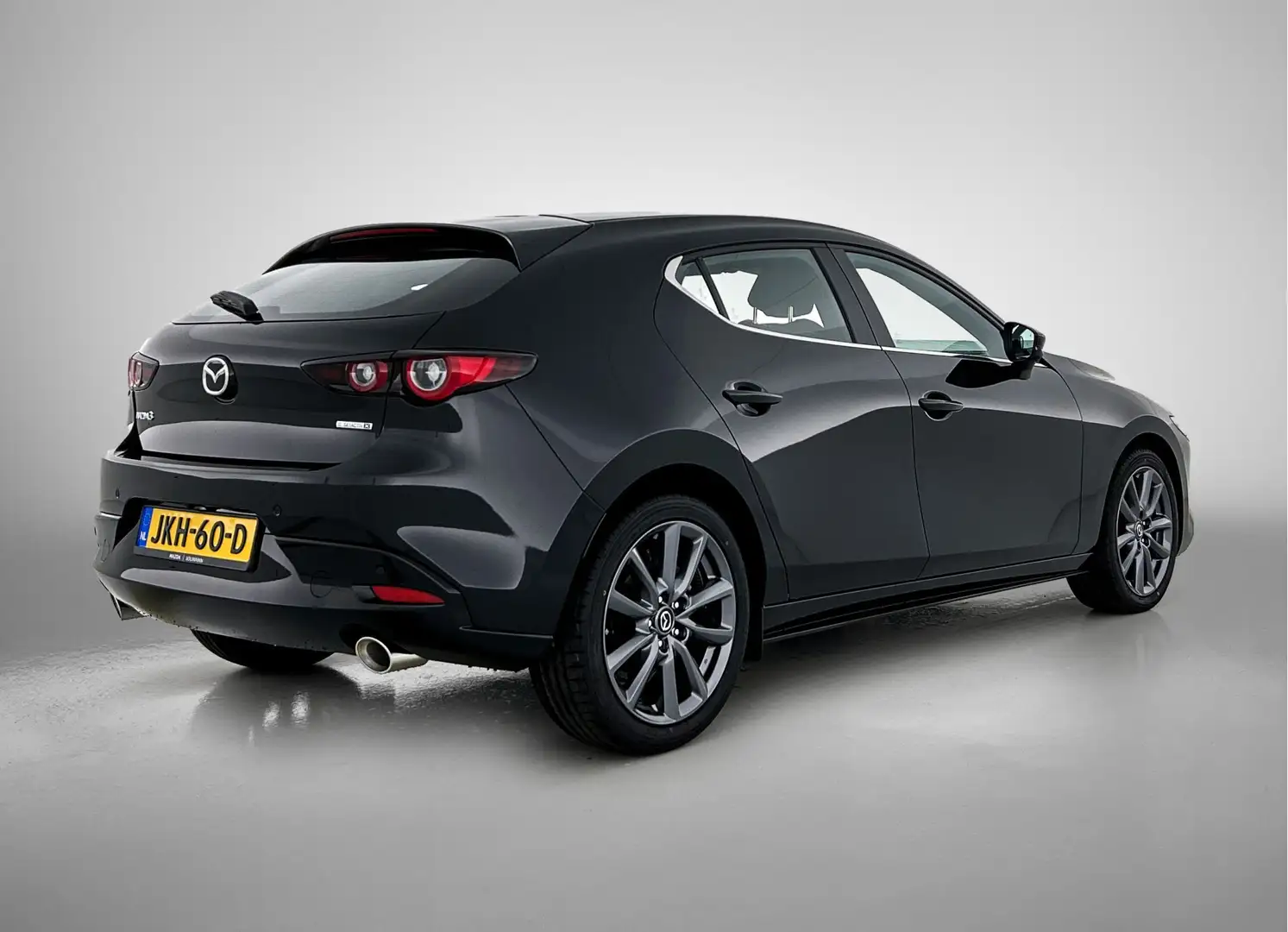 Mazda 3 2.0 e-SkyActiv-X M Hybrid 186 Centre-line Zwart - 2