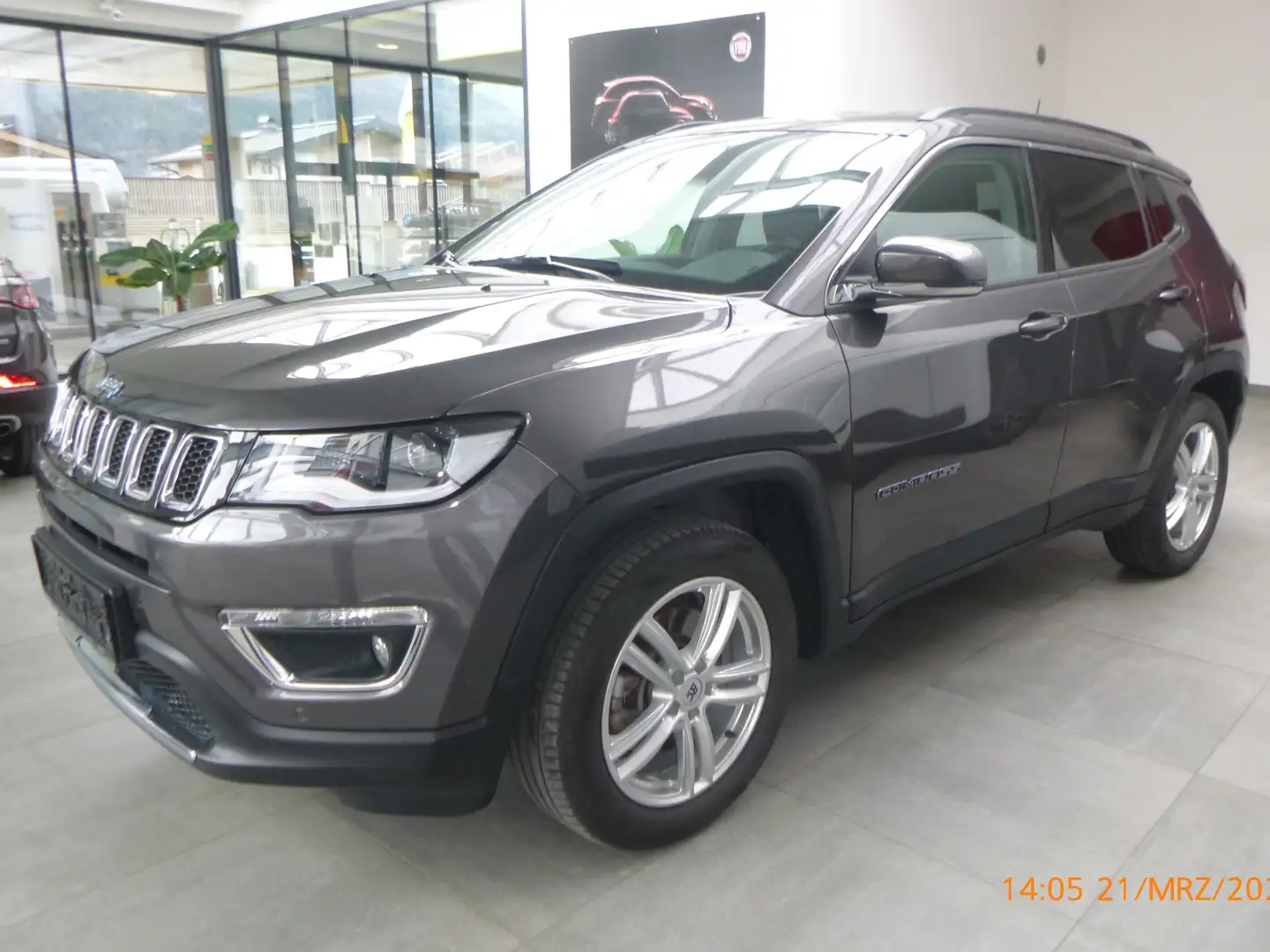 Jeep Compass Limited Plug-In Hybrid 4WD (M7) - 1