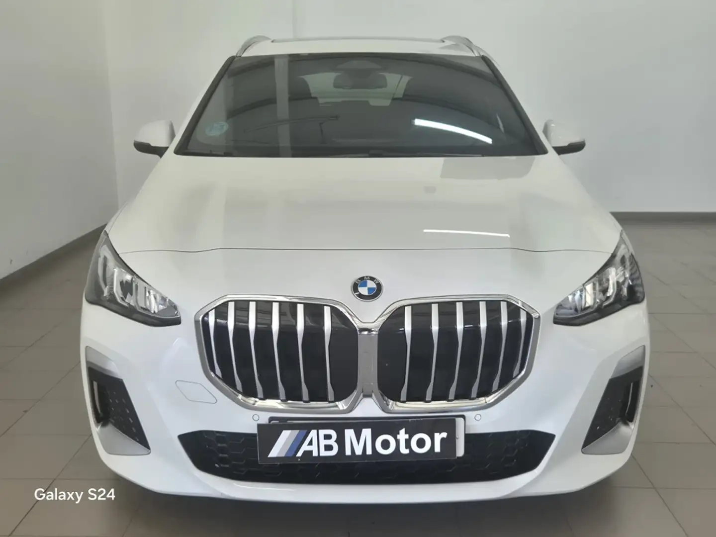 BMW 1er M Coupé 218dA Active Tourer Sport Blanc - 2