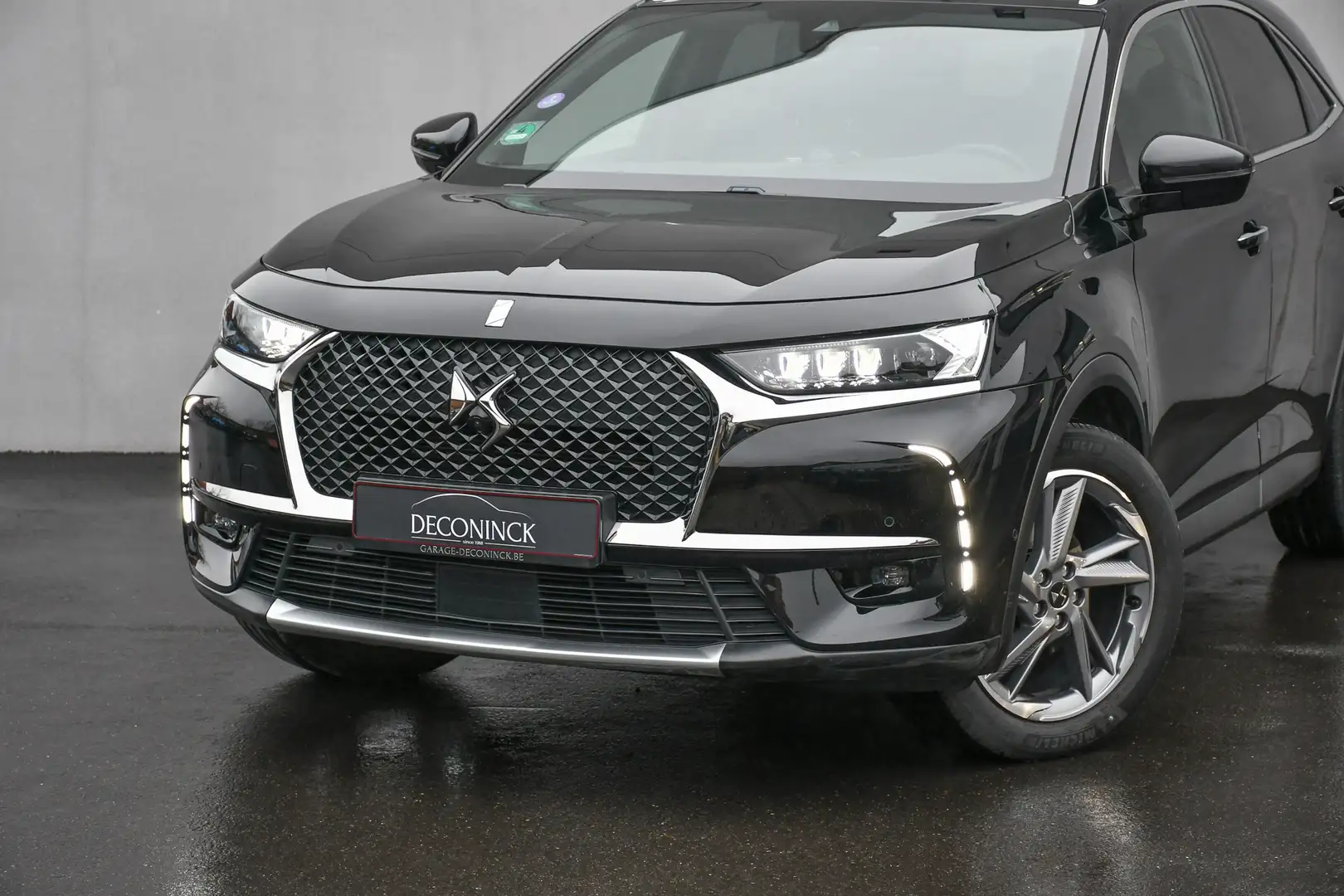 DS Automobiles DS 7 Crossback CARPLAY*PANO*FOCAL*360*TREKHAAK*HEATED & COOLED* Schwarz - 2