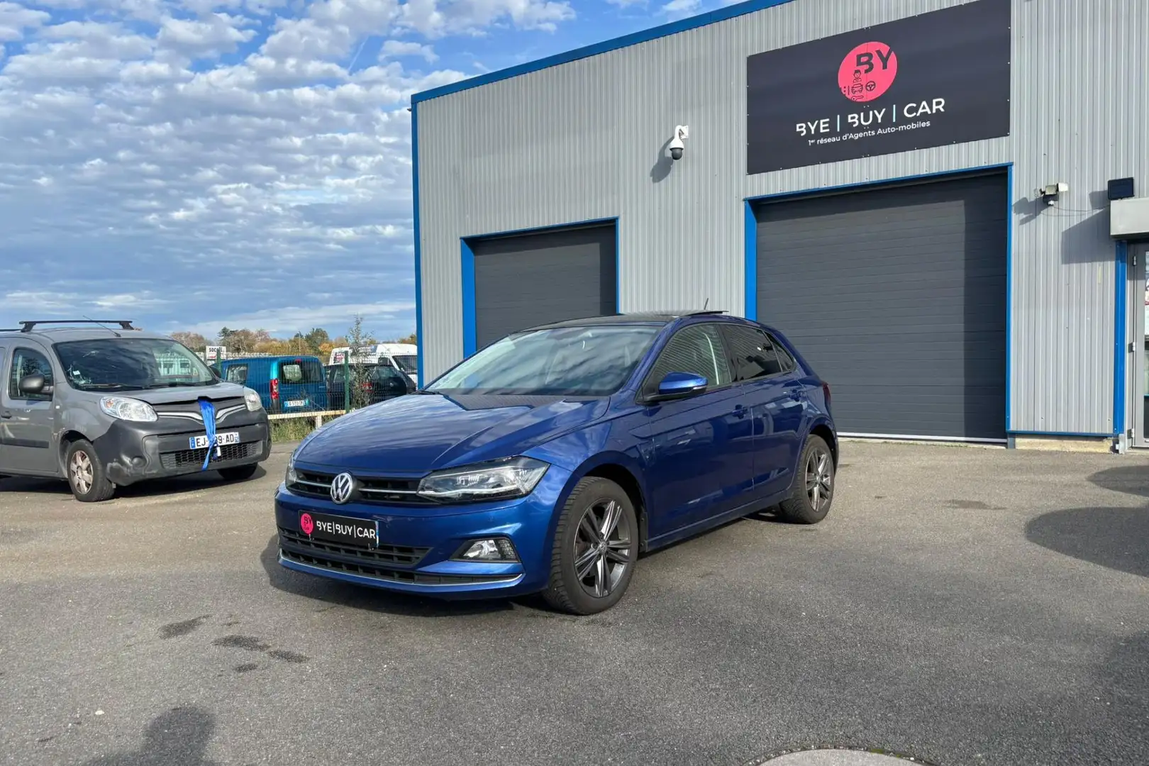 Volkswagen Polo POLO 1.0 TSI 115 CH BVA DSG 7 CARAT ATTELAGE + TOIT OUVRANT GARANTIE 12 MOIS Blauw - 1