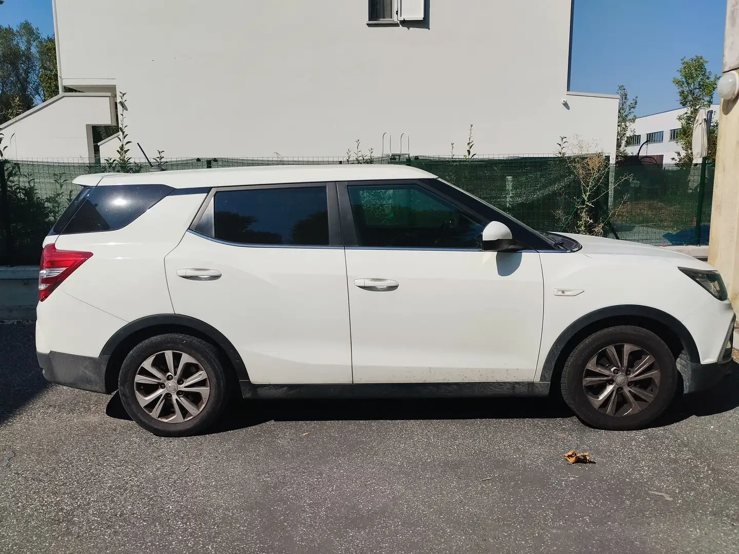 SsangYong XLV XLV 1.6 Free Gpl 2wd Weiß - 1