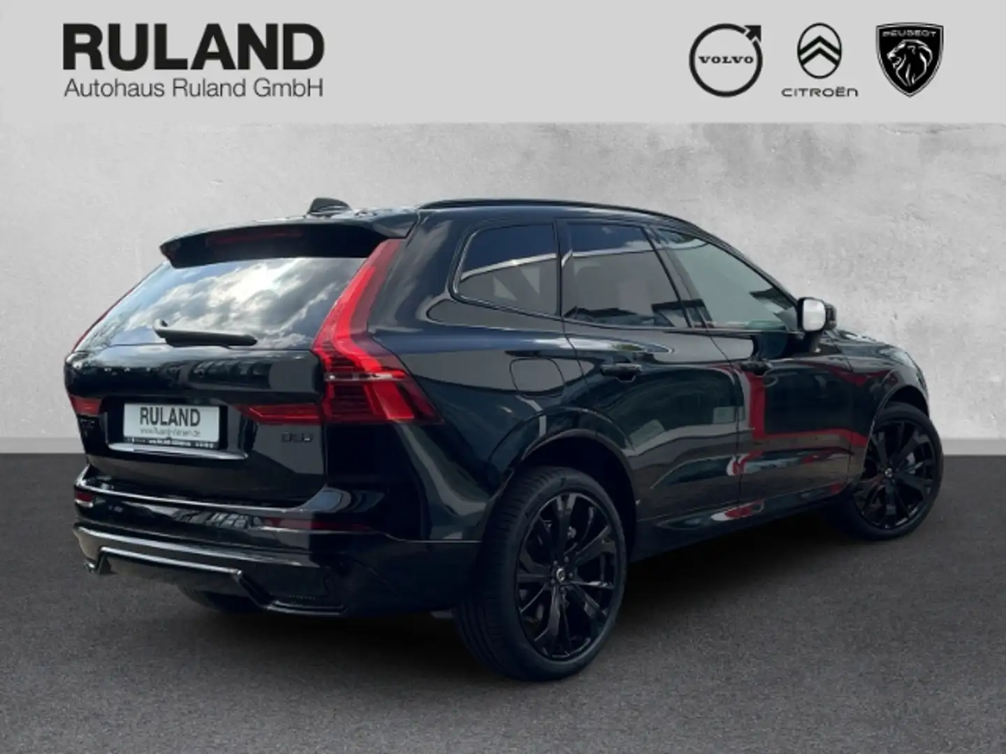 Volvo XC60 Ultra Black Edition AWD B5 Benzin EU6d HUD AD Digi Noir - 2