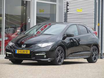 1.8 142pk Sport Black Edition