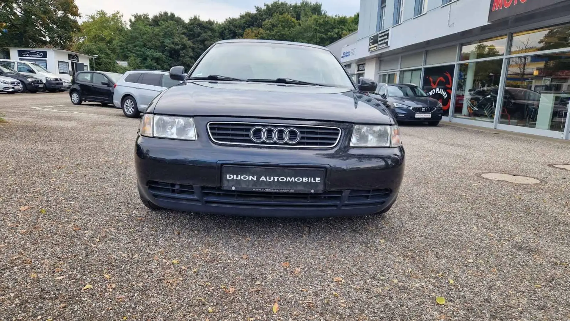 Audi A3 1.8 Auto Ambition - 1