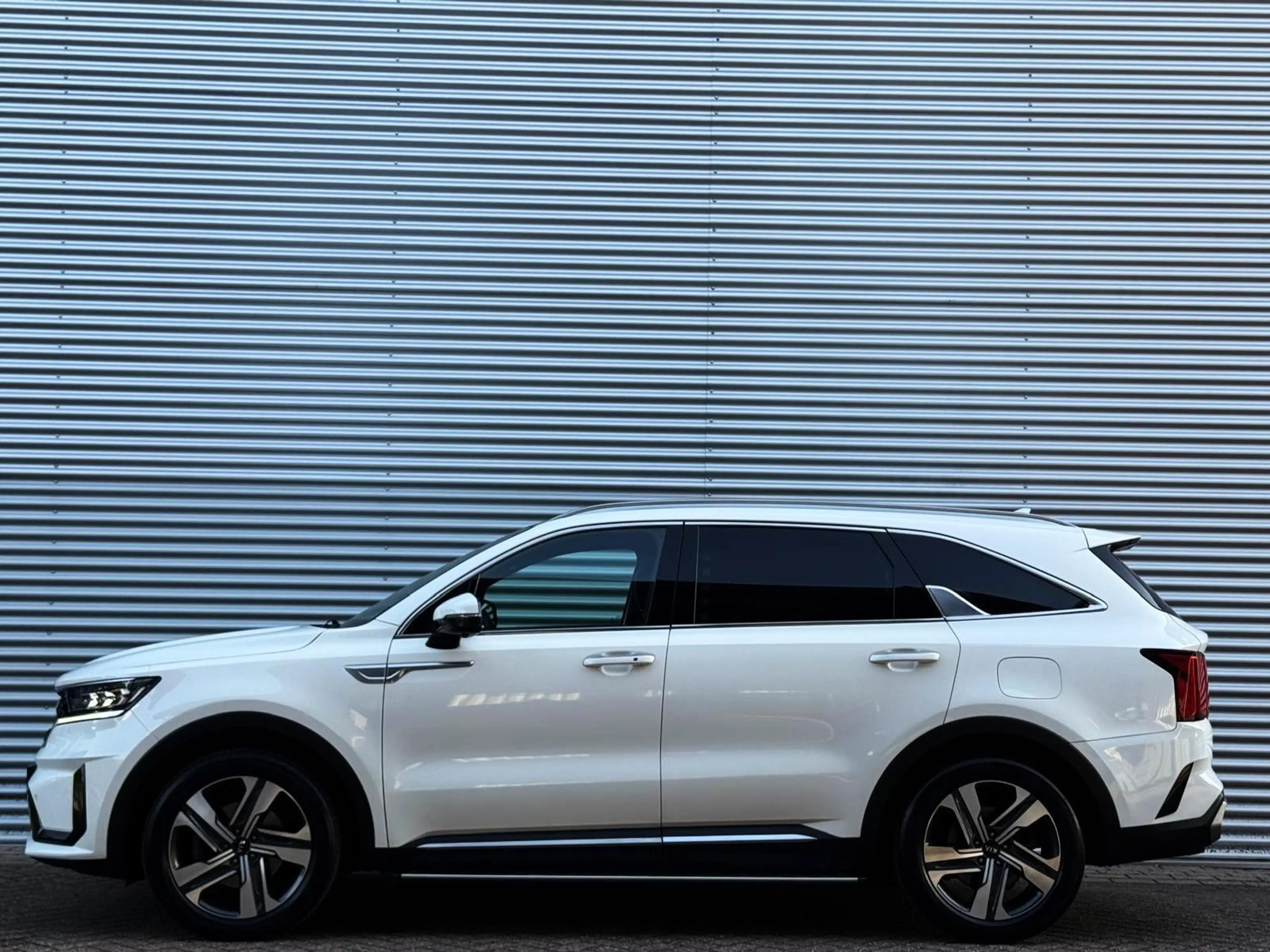Kia Sorento 1.6 TGDI Hybrid Emotion P. Luxury 2WD 7p./360 came — photo 5