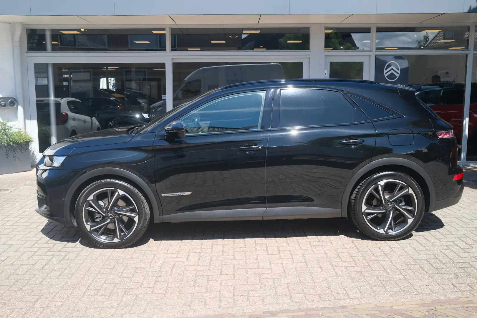 DS Automobiles DS 7 Crossback E-Tense 300 4x4 Louvre Leer | Elektrisch Schuifdak Zwart - 2