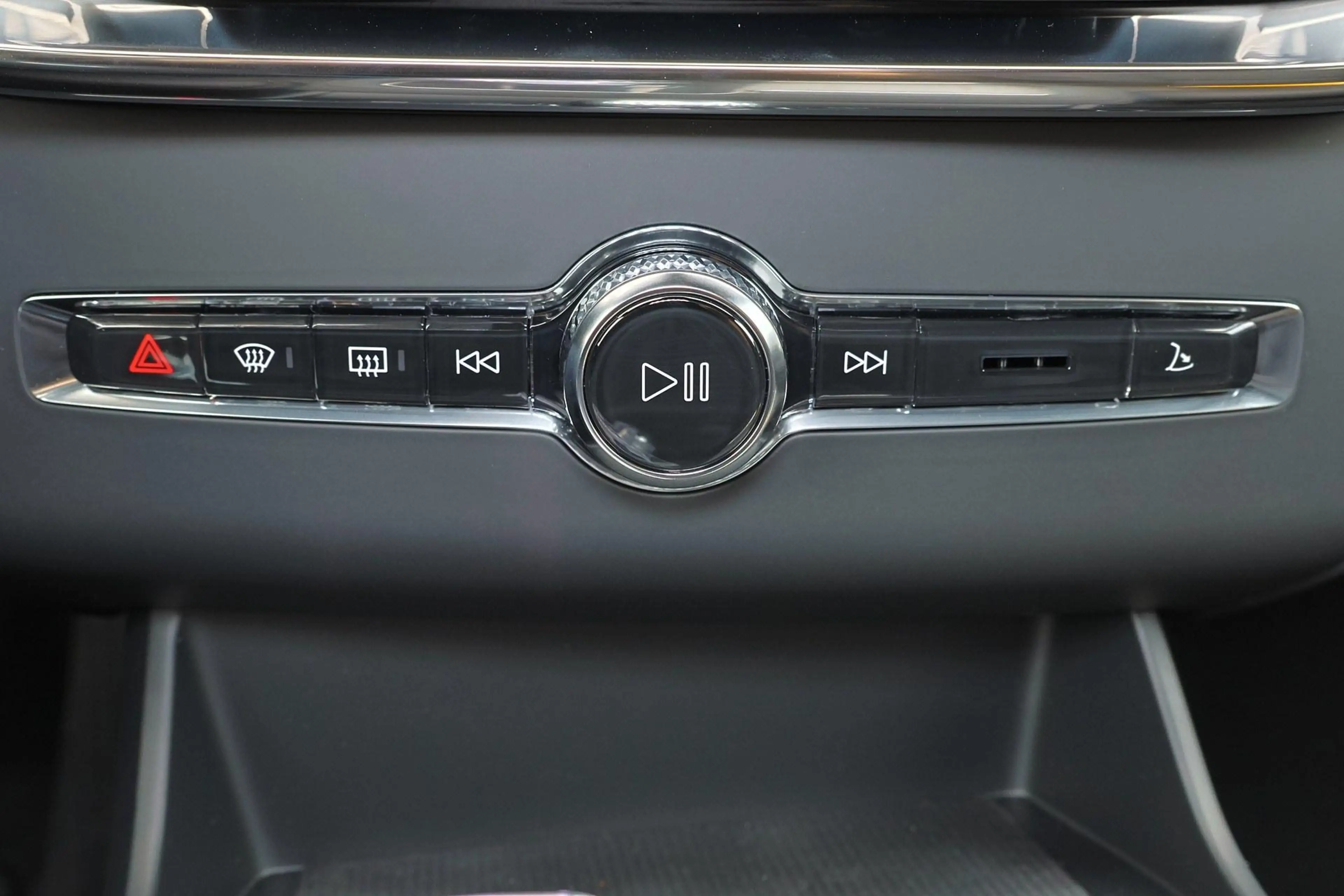 Volvo XC90 T8 Recharge AWD Ultra Black Ed. Exec. - Luchtverin — photo 8