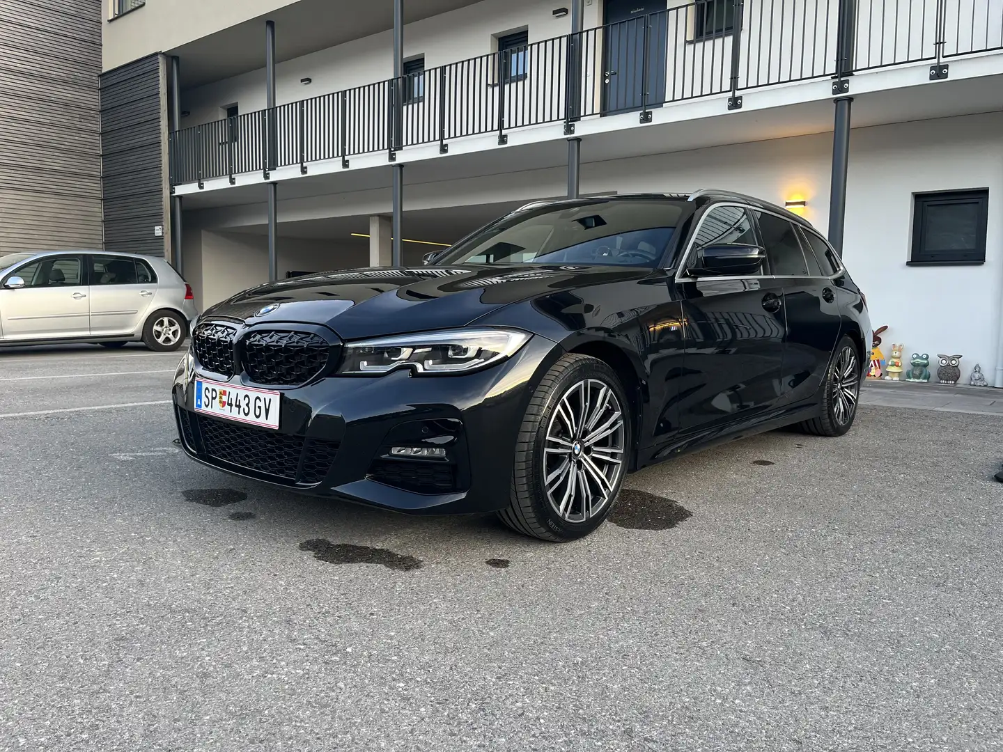 BMW 320 320d Touring M-Paket - 2
