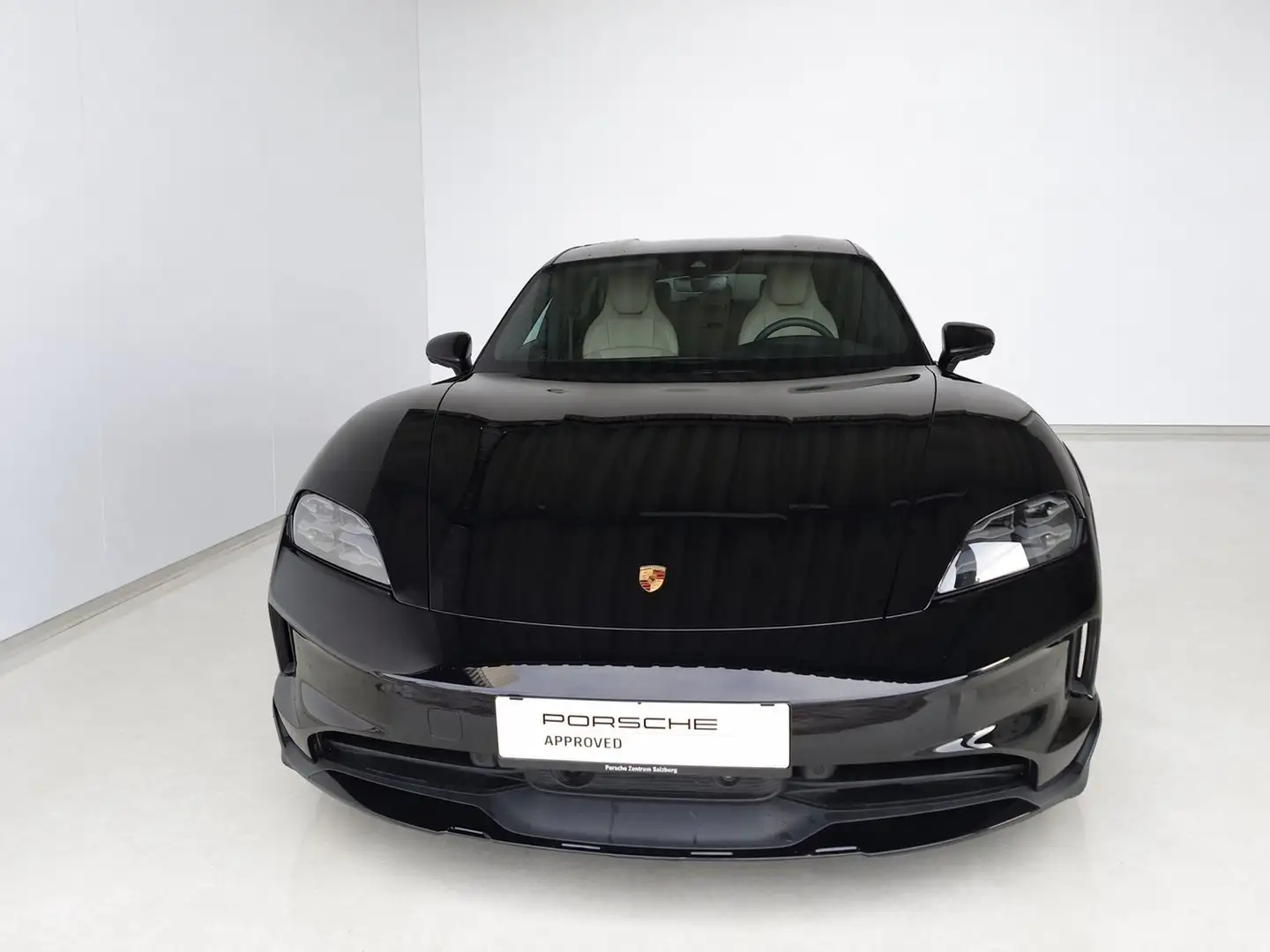 Porsche Taycan 4S Cross Turismo Schwarz - 2