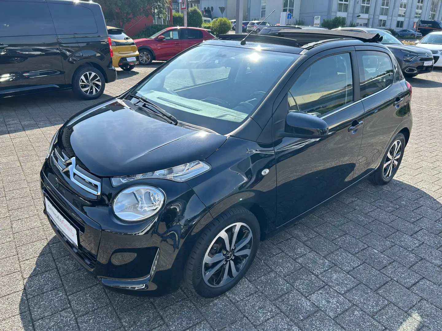Citroen C1 5-Türer Airscape Shine PureTech 82 Schwarz - 1