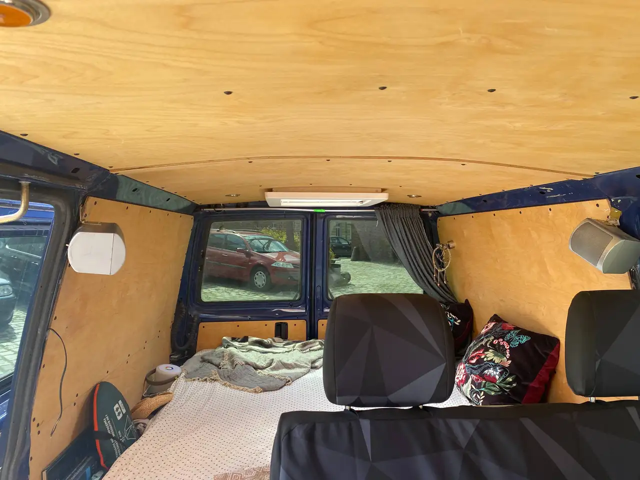 Volkswagen Transporter T4 2,5 TDI. langer Radstand, Camperausbau simpel, foto 3