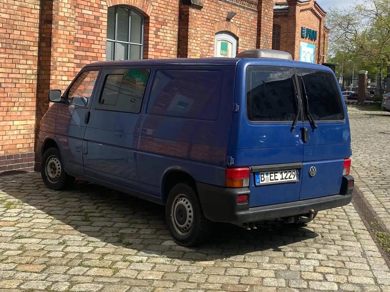 Volkswagen Transporter T4 2,5 TDI. langer Radstand, Camperausbau simpel, foto 4
