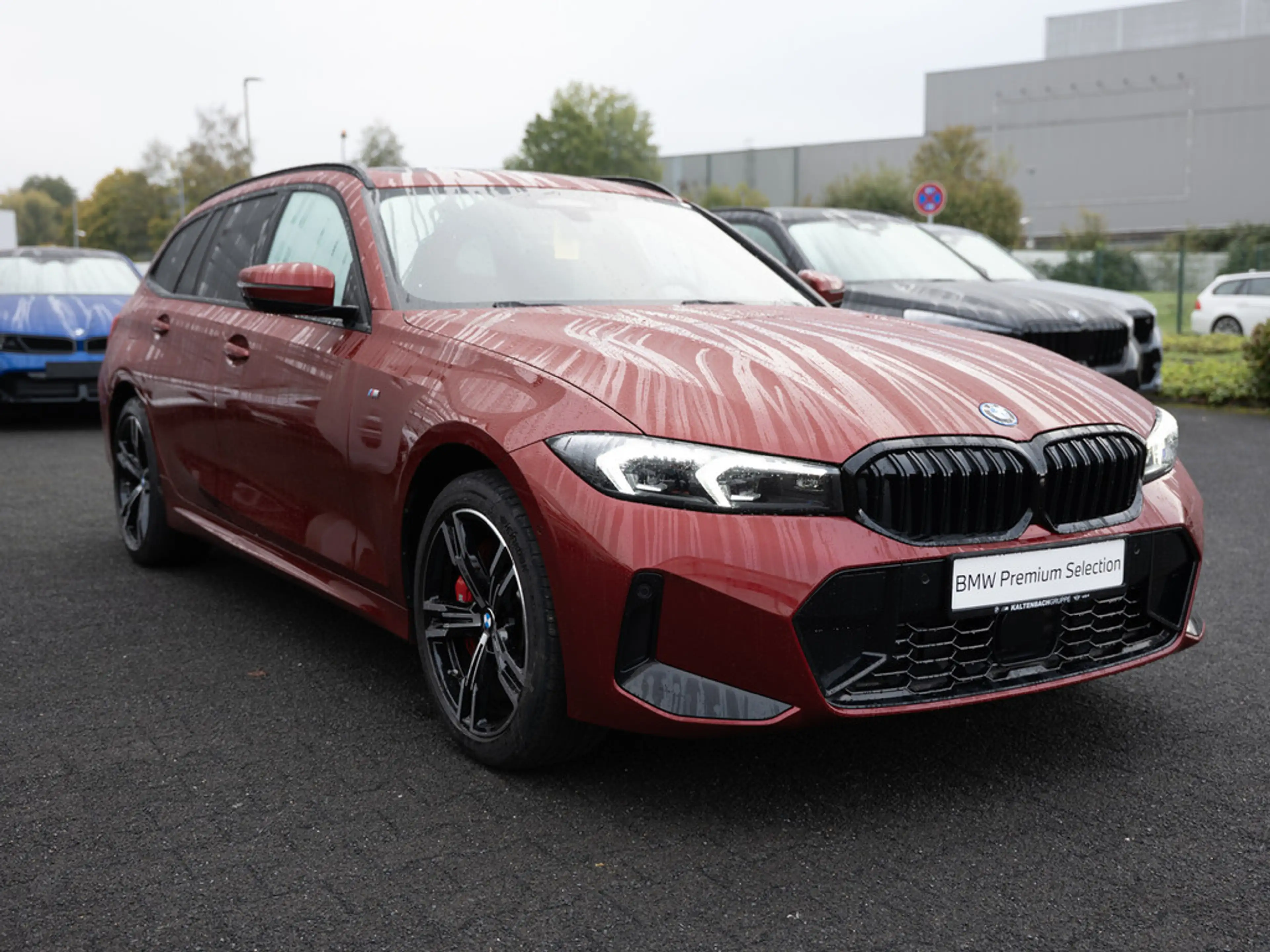 BMW 330 e Touring M-Sport Pro PANO AHK HUD ACC H/K — photo 6