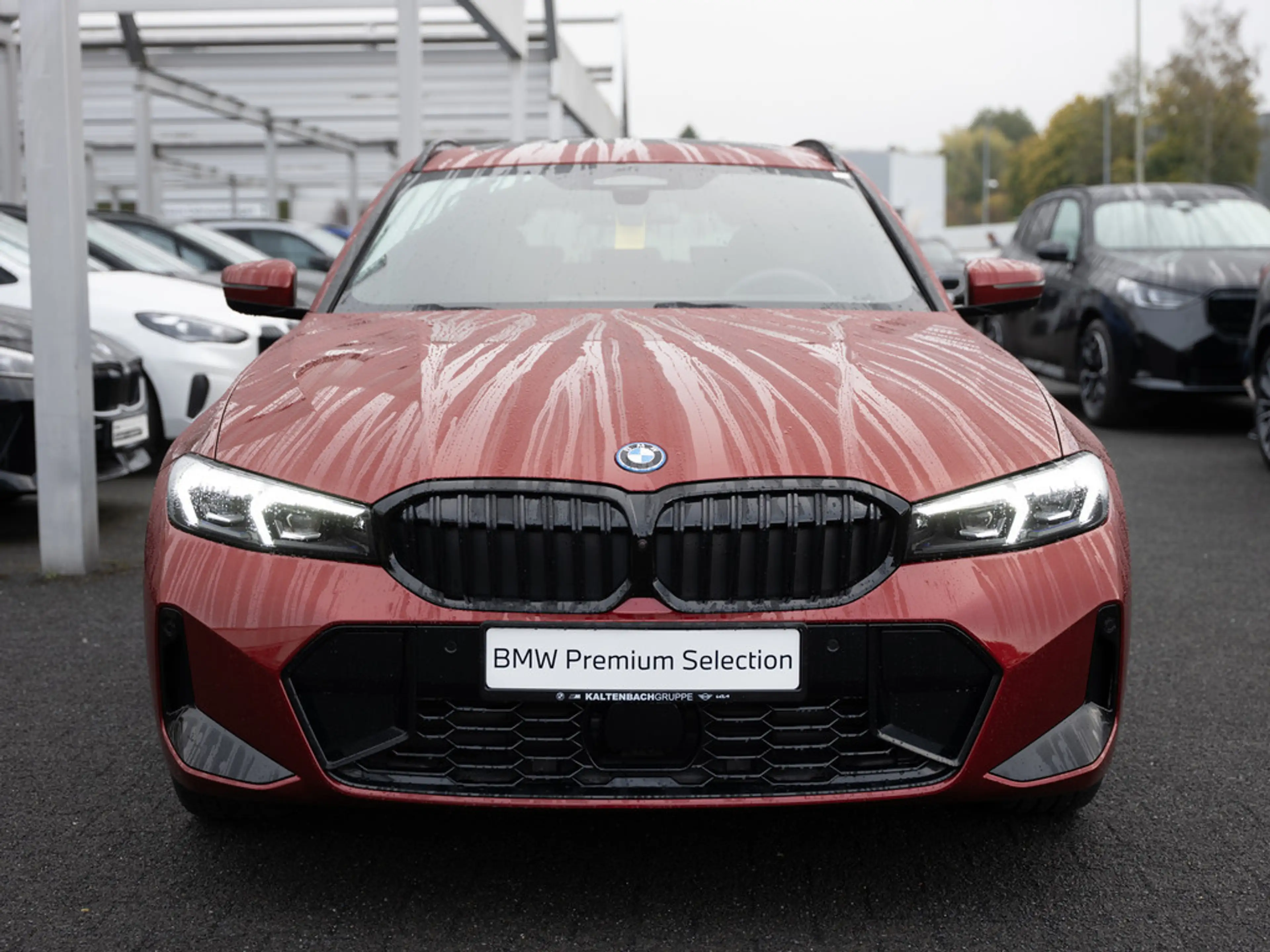 BMW 330 e Touring M-Sport Pro PANO AHK HUD ACC H/K — photo 4