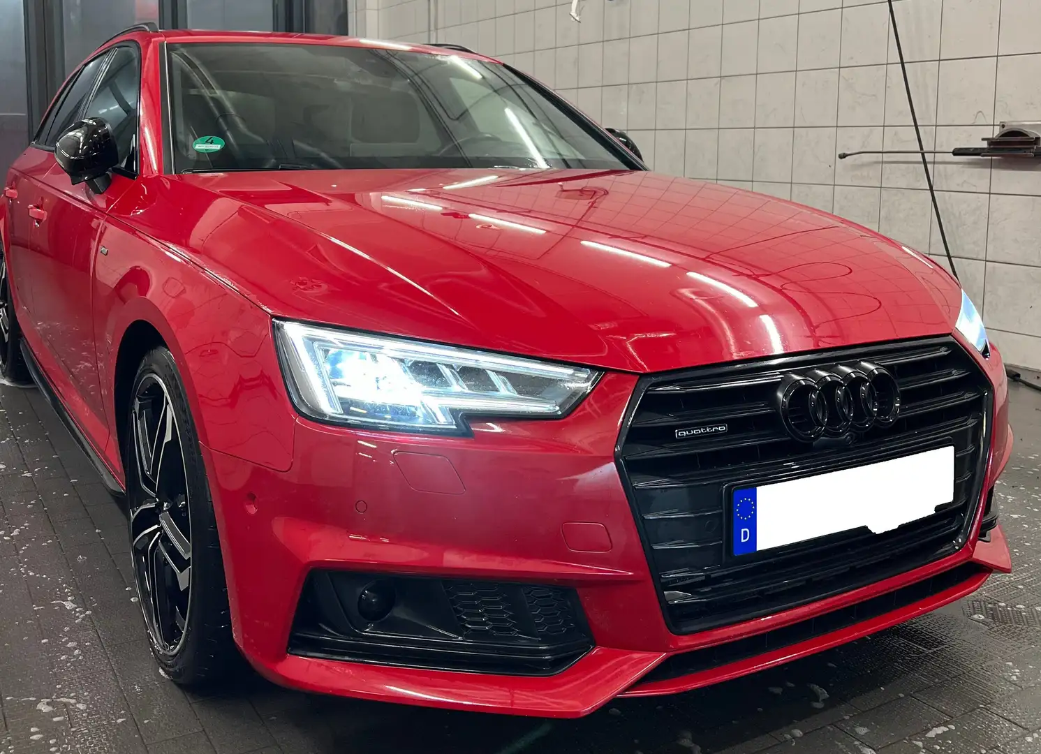 Audi A4 A4 Avant Diesel Avant 3.0 TDI quattro S-Line Rot - 2