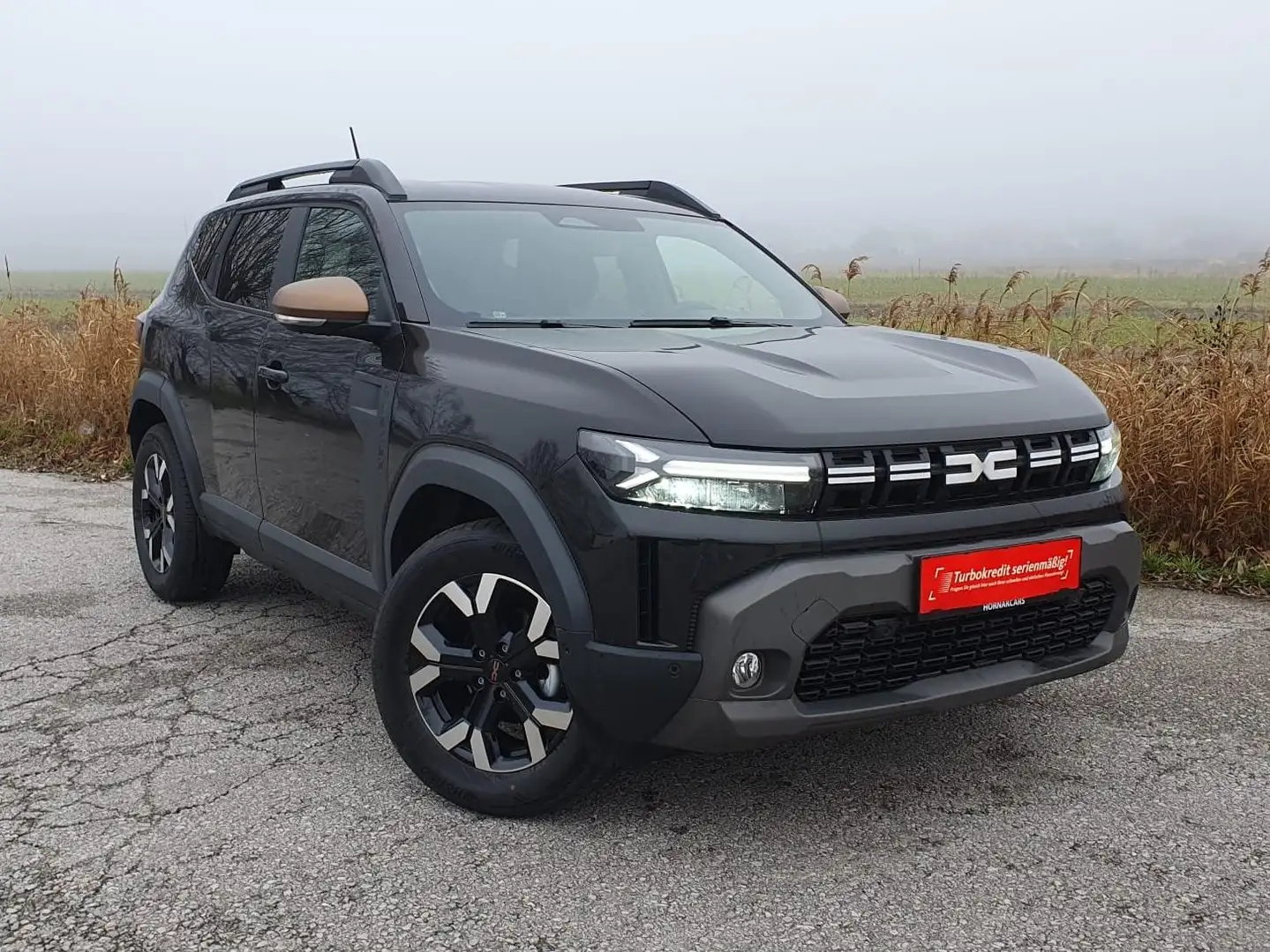 Dacia Duster TCe 130 Extreme Schwarz - 1
